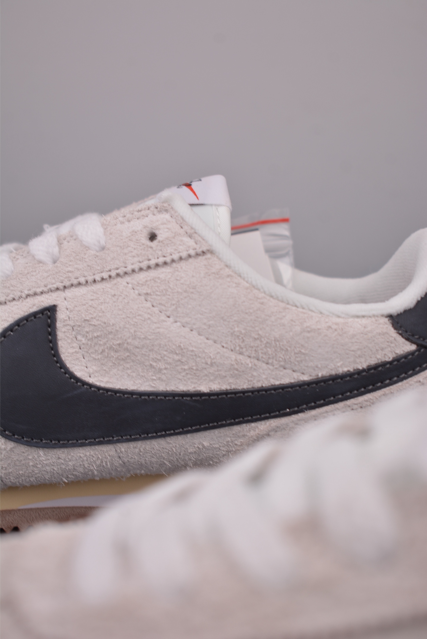 Nike Classic Cortez Leather Casual Sneakers Men's/Women's Retro Running Shoes 9 i1756853039171 2636 0 7
