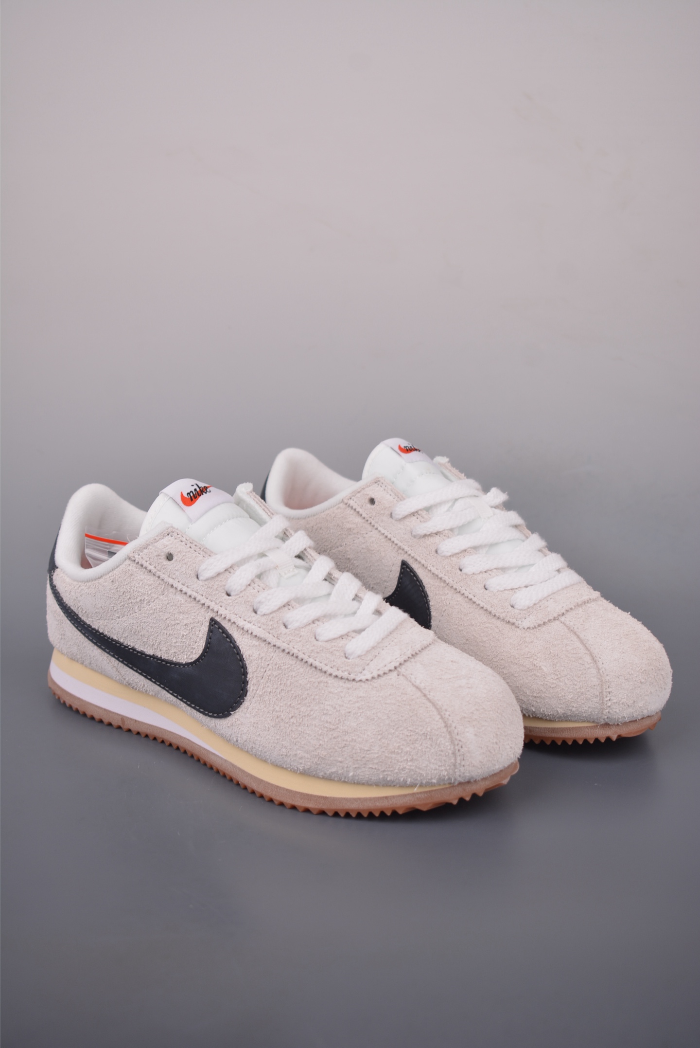 Nike Classic Cortez Leather Casual Sneakers Men's/Women's Retro Running Shoes 2 i1756853039194 56 0 0