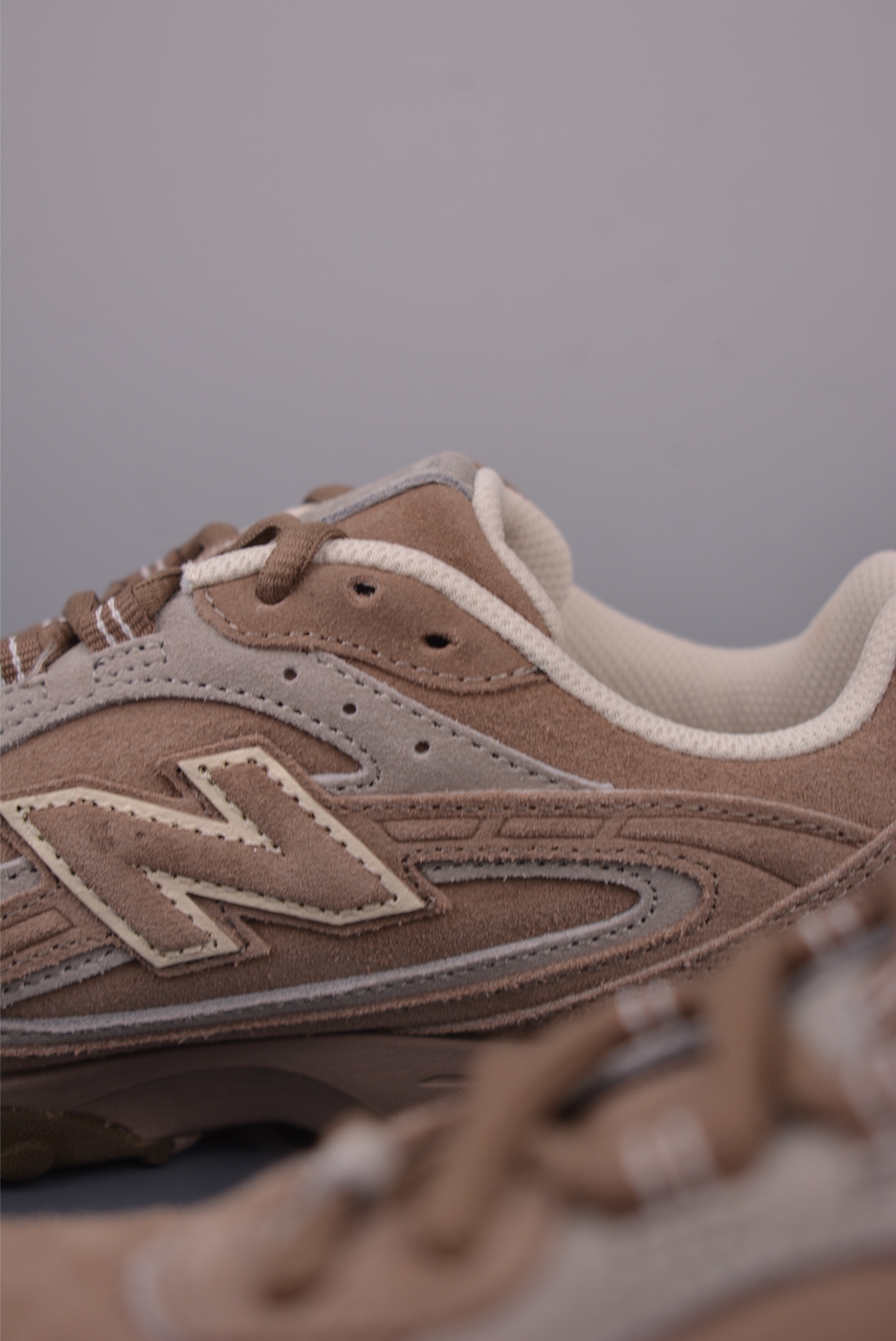 New Balance 204 Retro Casual Running Shoes - Stylish and Comfortable 9 i1756853239525 8082 0 7