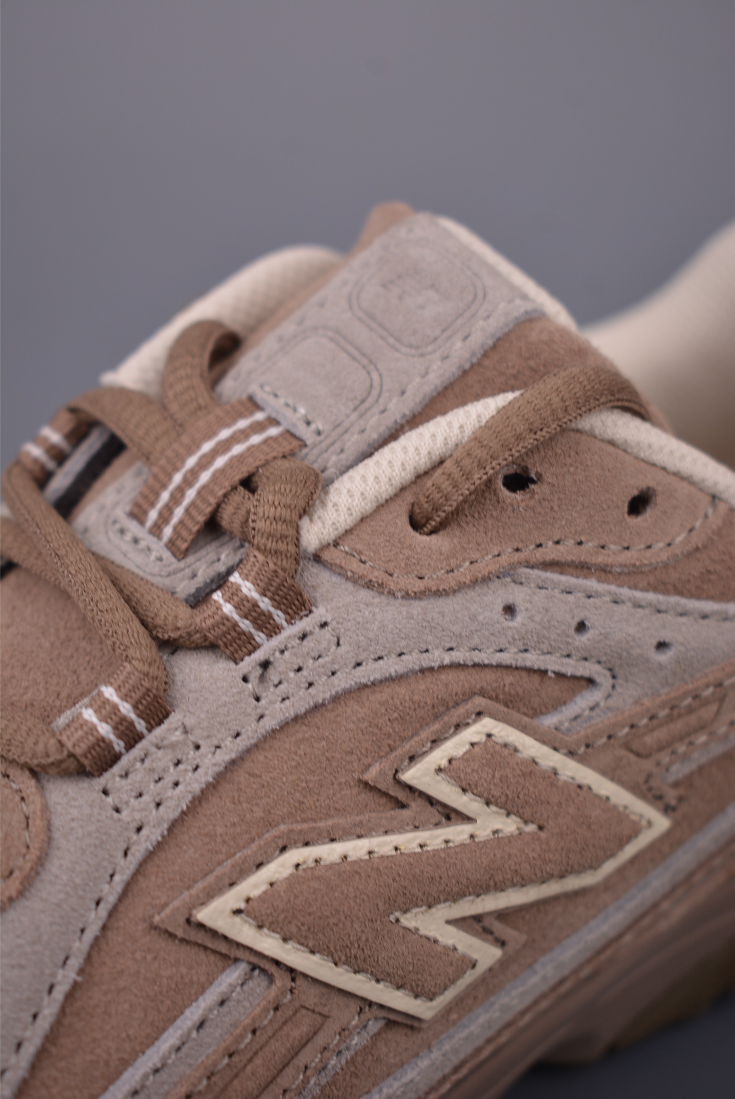 New Balance 204 Retro Casual Running Shoes - Stylish and Comfortable 8 i1756853241301 3120 0 6