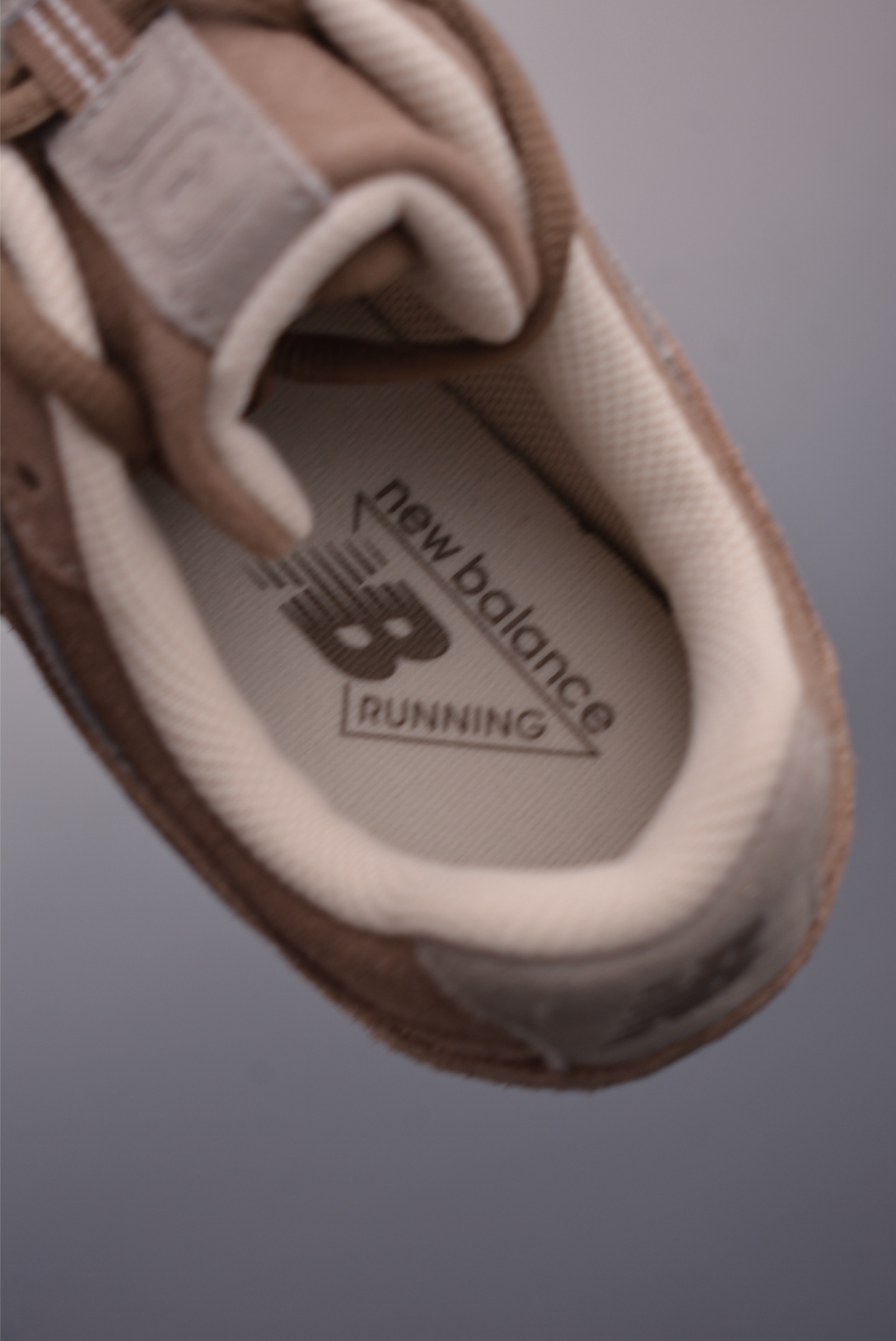 New Balance 204 Retro Casual Running Shoes - Stylish and Comfortable 10 i1756853241308 7417 0 8