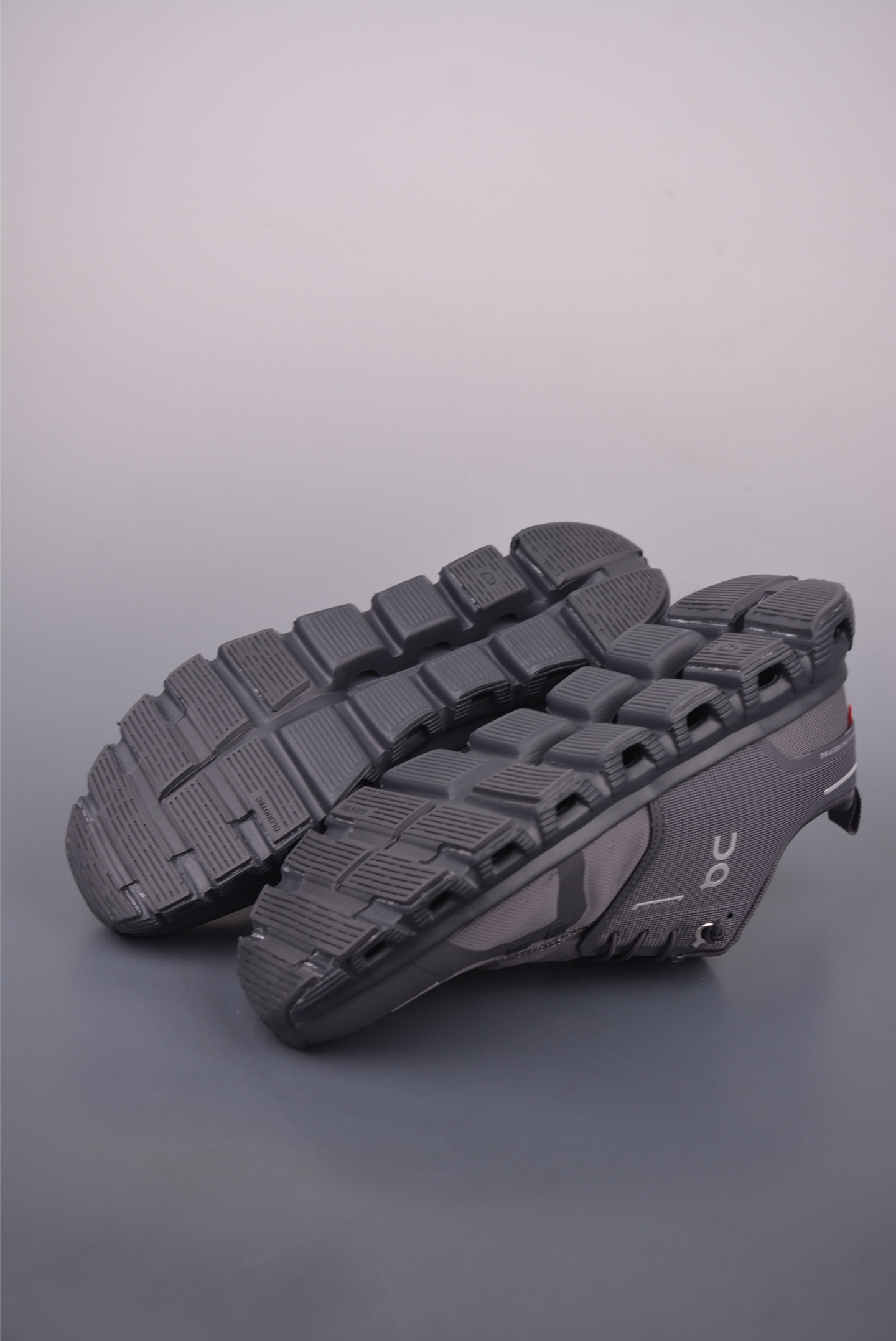 On Running Cloudtilt Outdoor Street Style Sneakers - Urban Exploration & Comfort 4 i1756853337846 4464 0 2