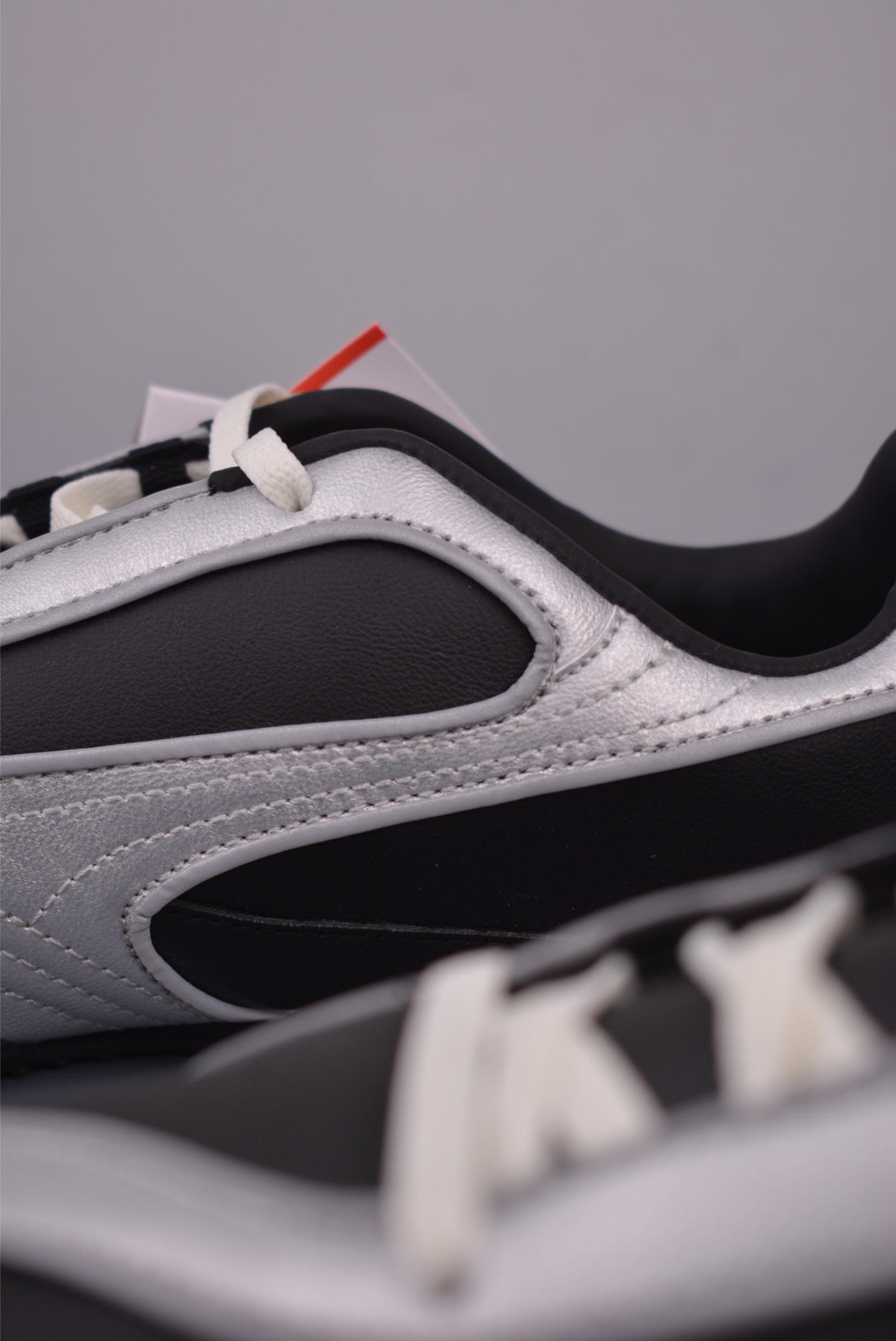 Puma Bella V2 Leather Low-Top Professional Off-Road Training Shoes 9 i1756902858149 6399 0 7