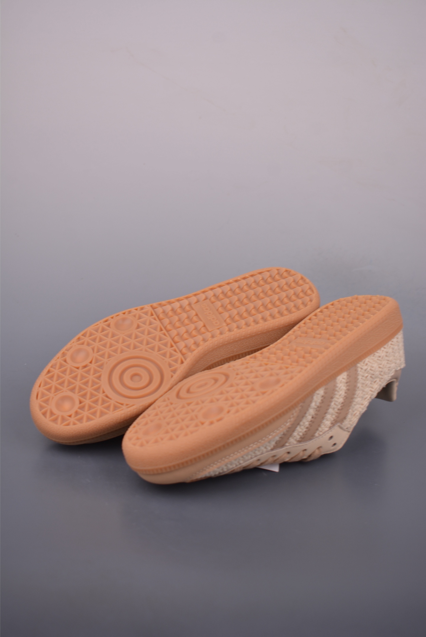 Adidas Samba OG 复古桑巴板鞋 1R9446