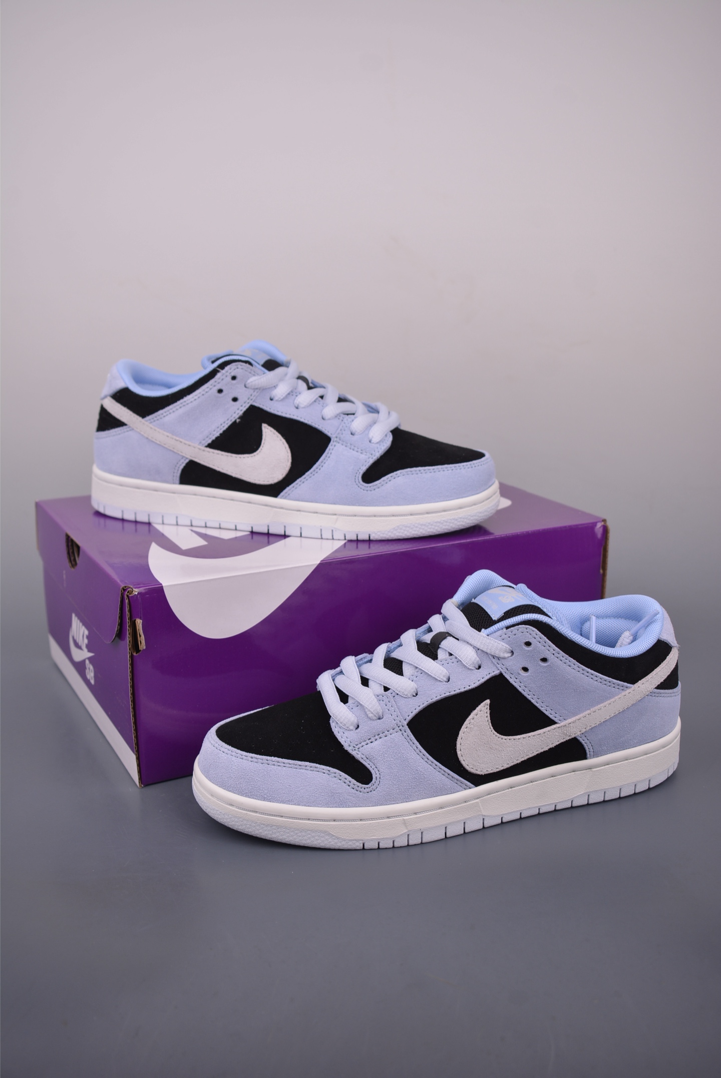 Nike SB Dunk Low Premium Leather Black White Blue Skateboarding Shoes 6 i1756903299617 2321 0 4