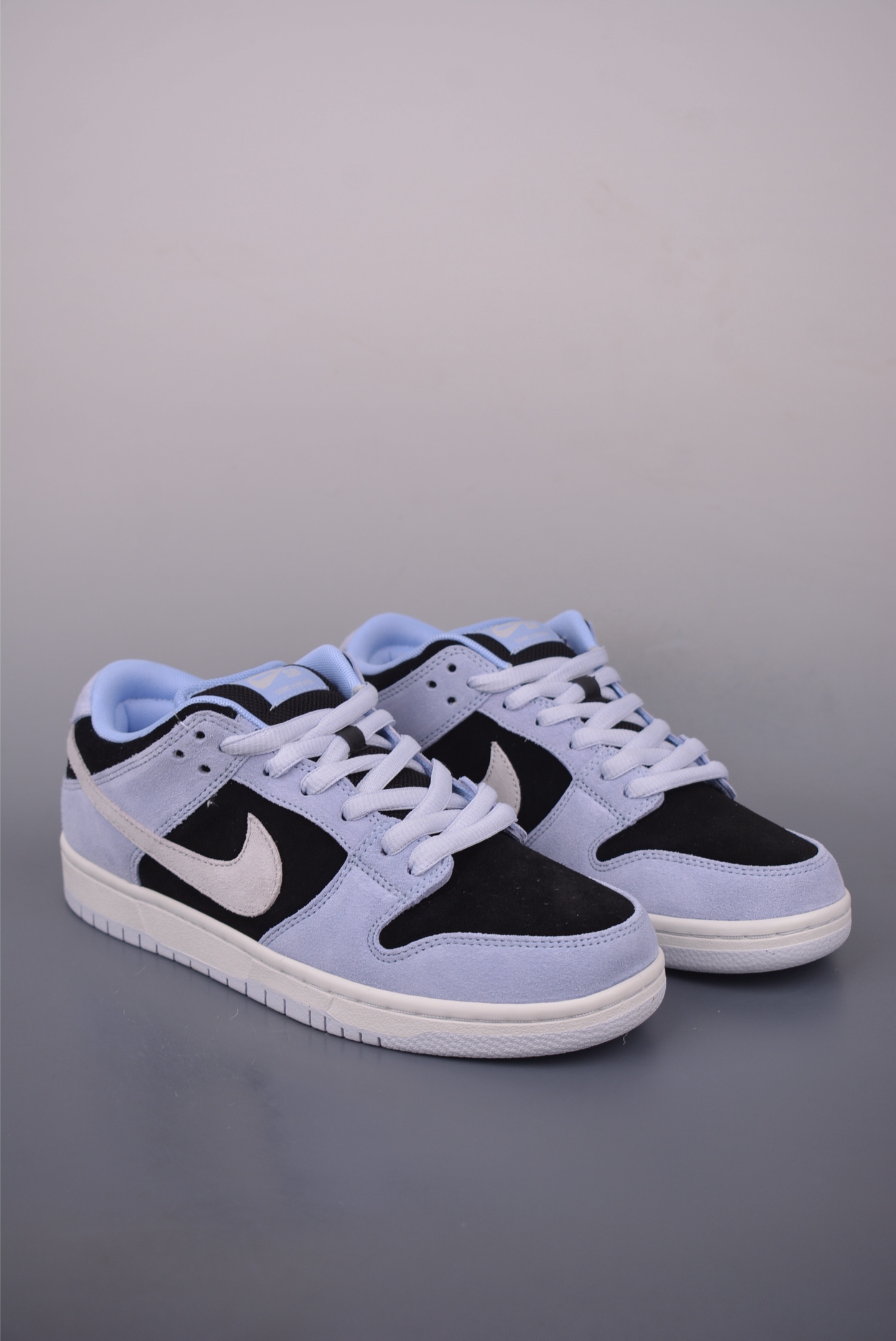 Nike SB Dunk Low Premium Leather Black White Blue Skateboarding Shoes 2 i1756903299642 6796 0 0