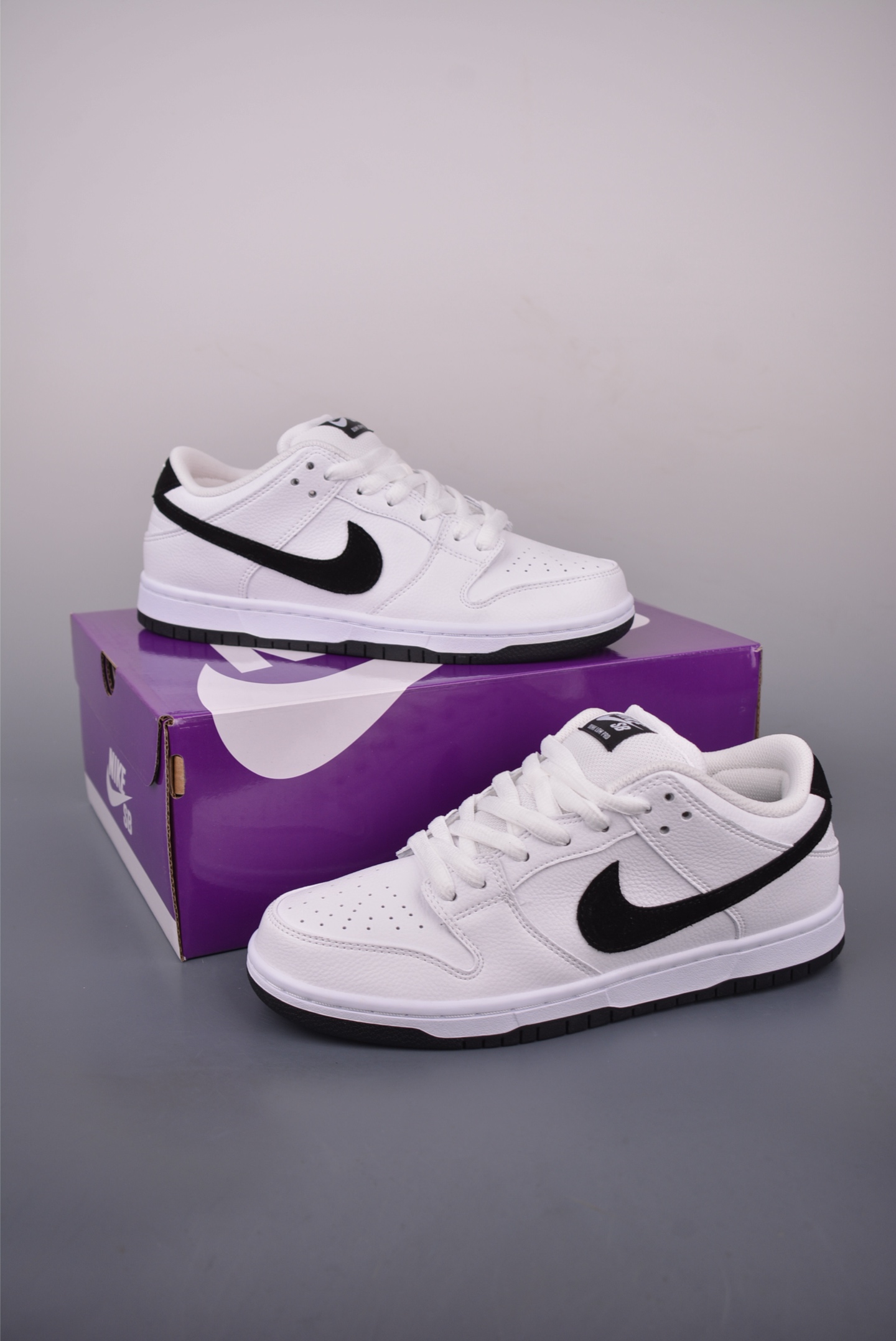 Nike SB Dunk Low White Black Skateboarding Shoes HF3704-100 for Men and Women 5 i1756903387983 895 0 4