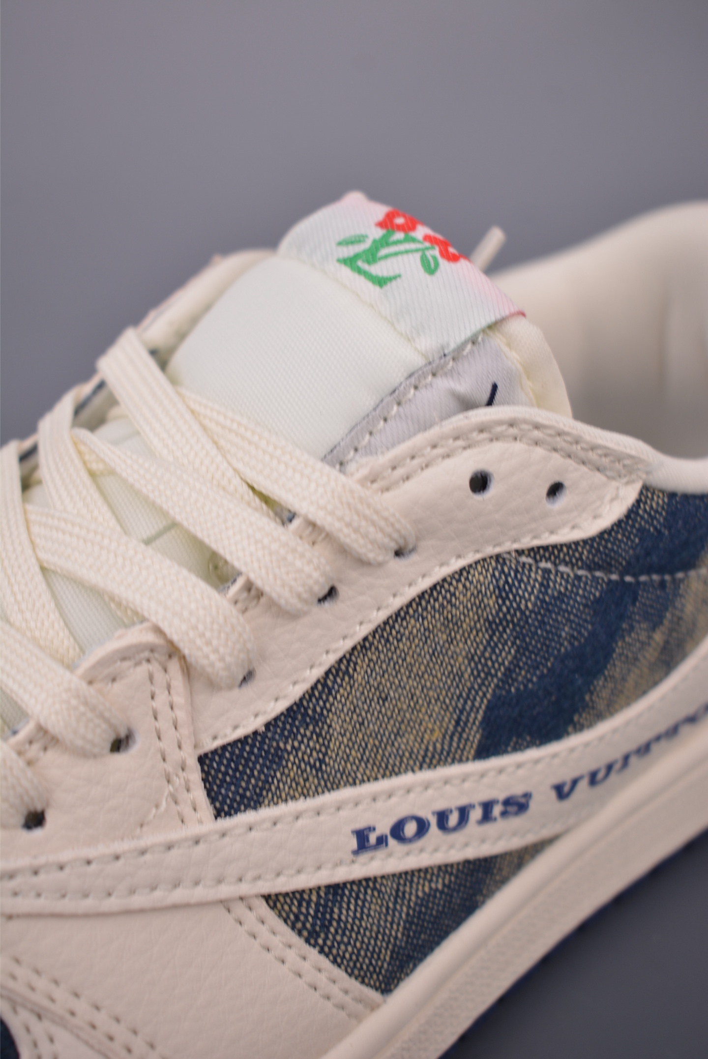 Fragment Travis Scott Louis Vuitton Air Jordan 1 Low-Top Sneakers 8 i1756904086127 6316 0 6