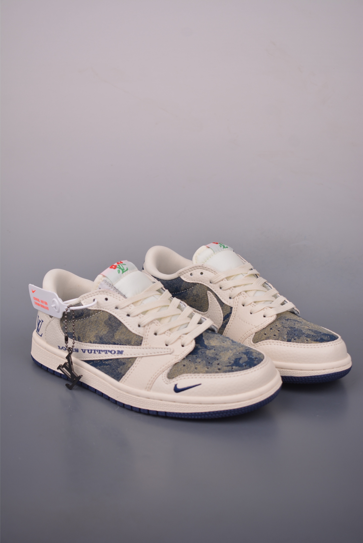 Fragment Travis Scott Louis Vuitton Air Jordan 1 Low-Top Sneakers 2 i1756904086172 4031 0 0