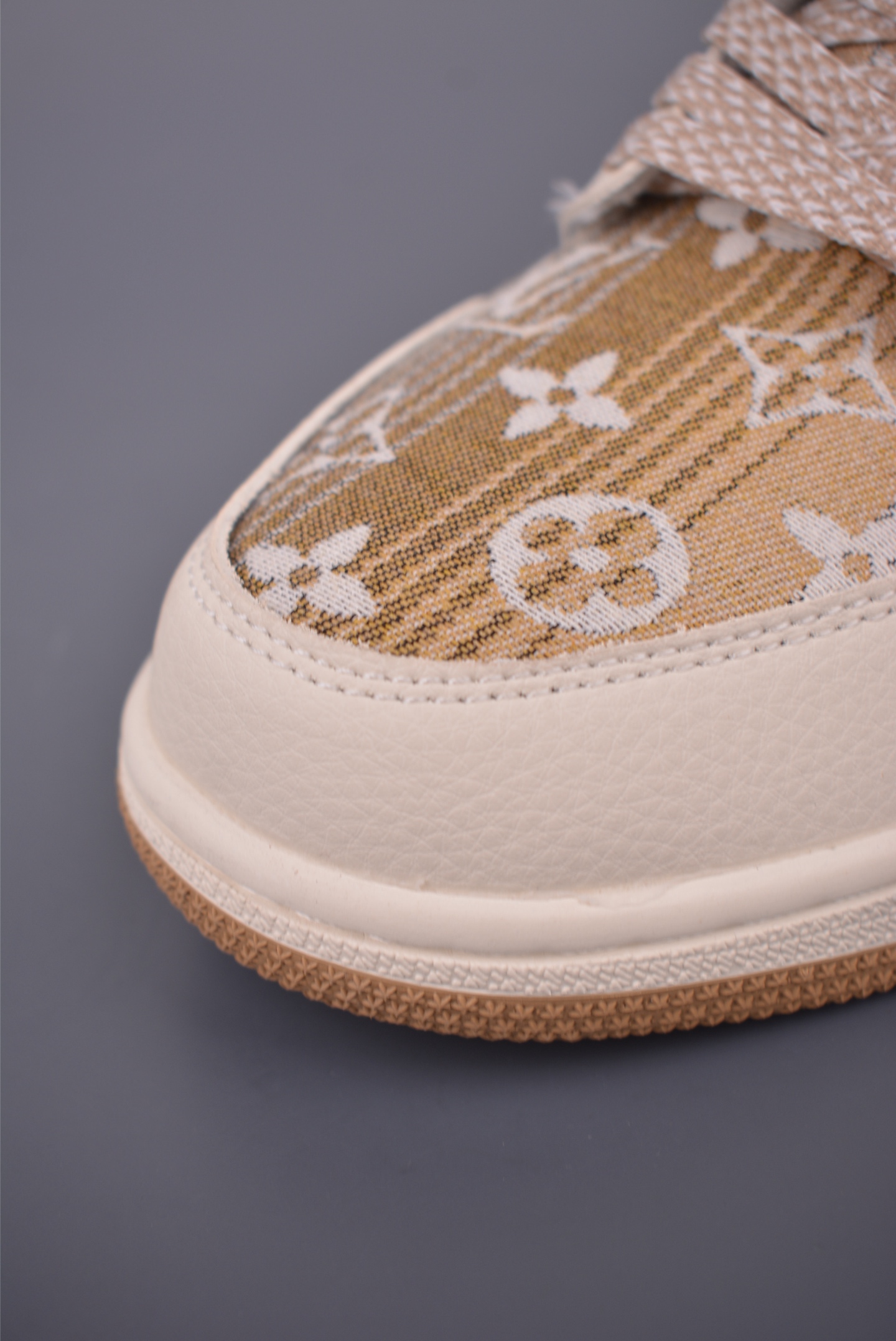 Air Jordan 1 x Louis Vuitton Custom Sneakers - Premium Quality, Stylish Design 7 i1756904178217 6012 0 5