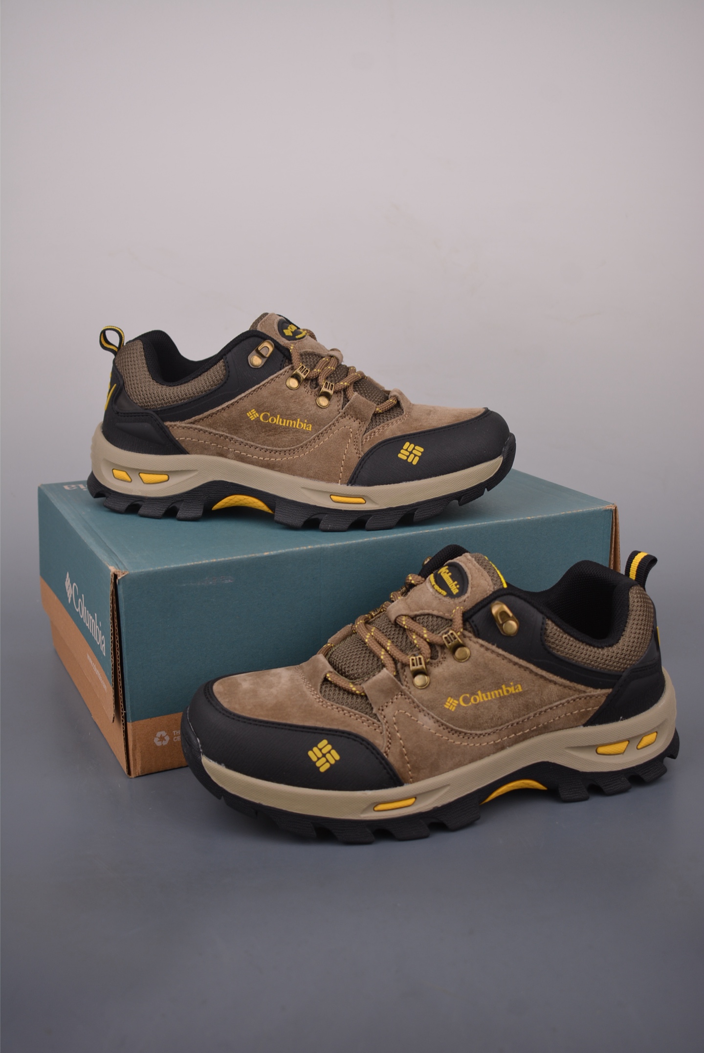 Columbia Men's Newton Ridge Plus II Suede Waterproof Hiking Shoe 6 i1756944841583 9882 0 4