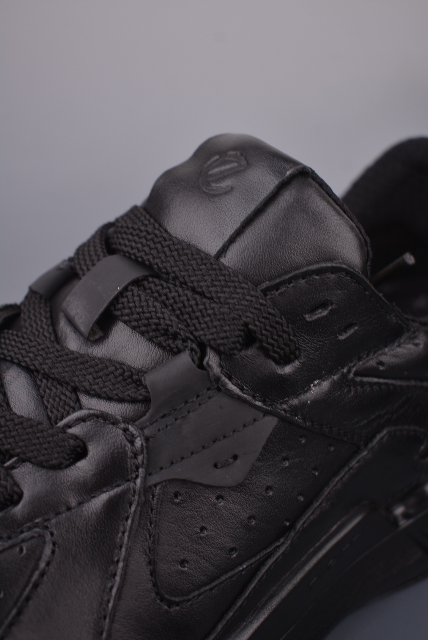 ECCO Men's BIOM All-Leather Lightweight Athletic Sneakers - Black 8 i1756944945156 1151 0 6