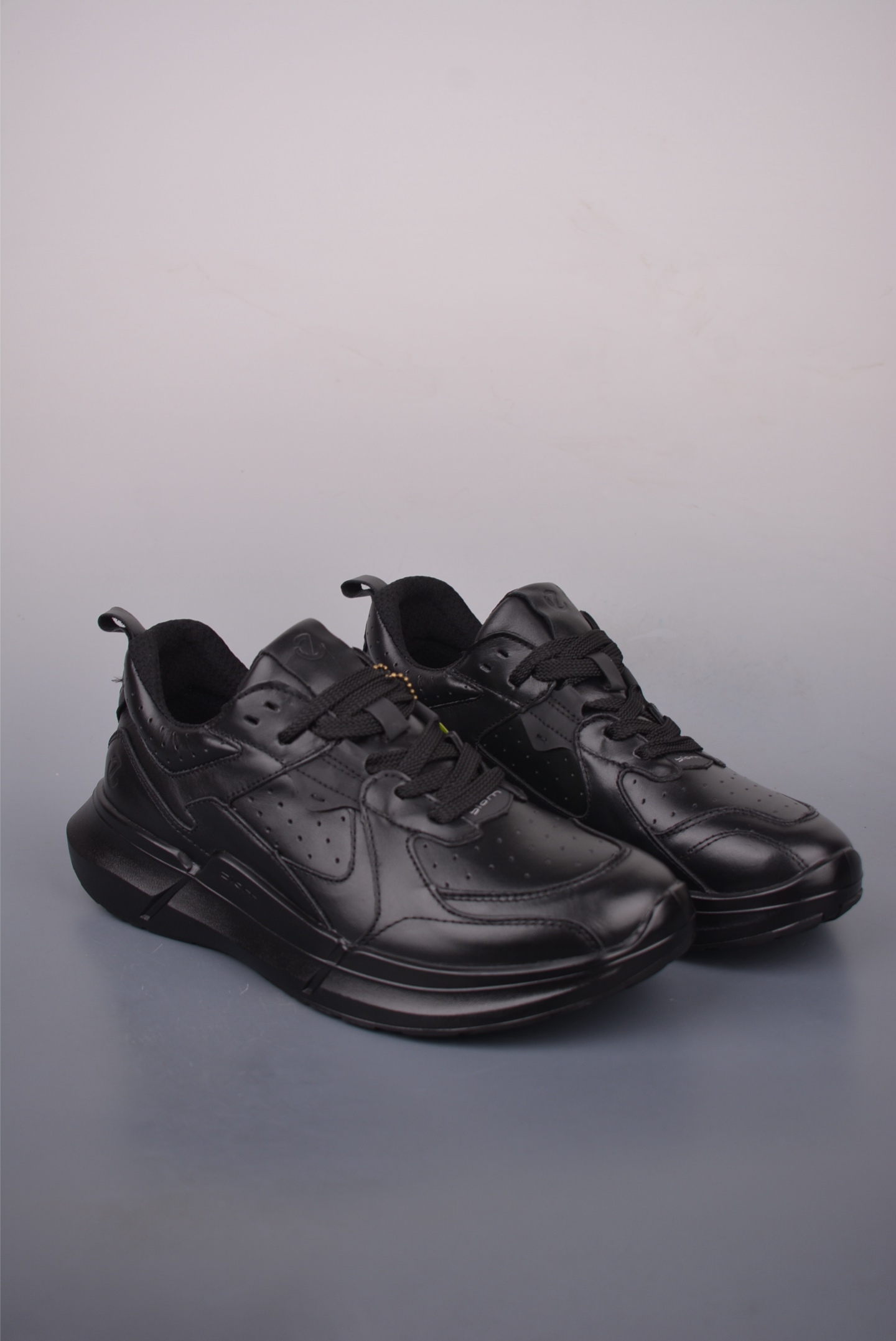 ECCO Men's BIOM All-Leather Lightweight Athletic Sneakers - Black