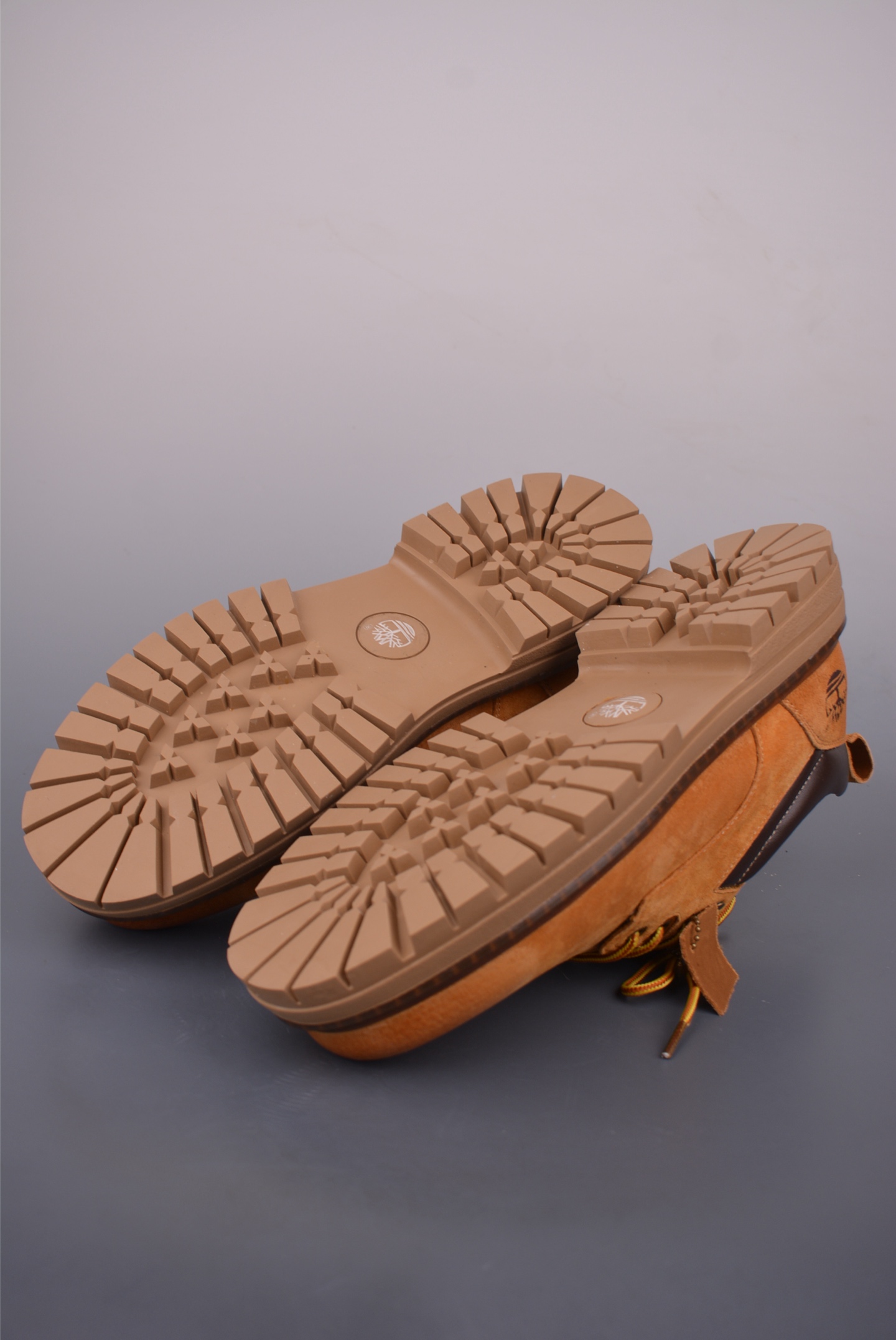 Timberland Classic Low-Top Work Casual Shoes - Premium Suede Leather 4 i1756945983222 4415 0 2