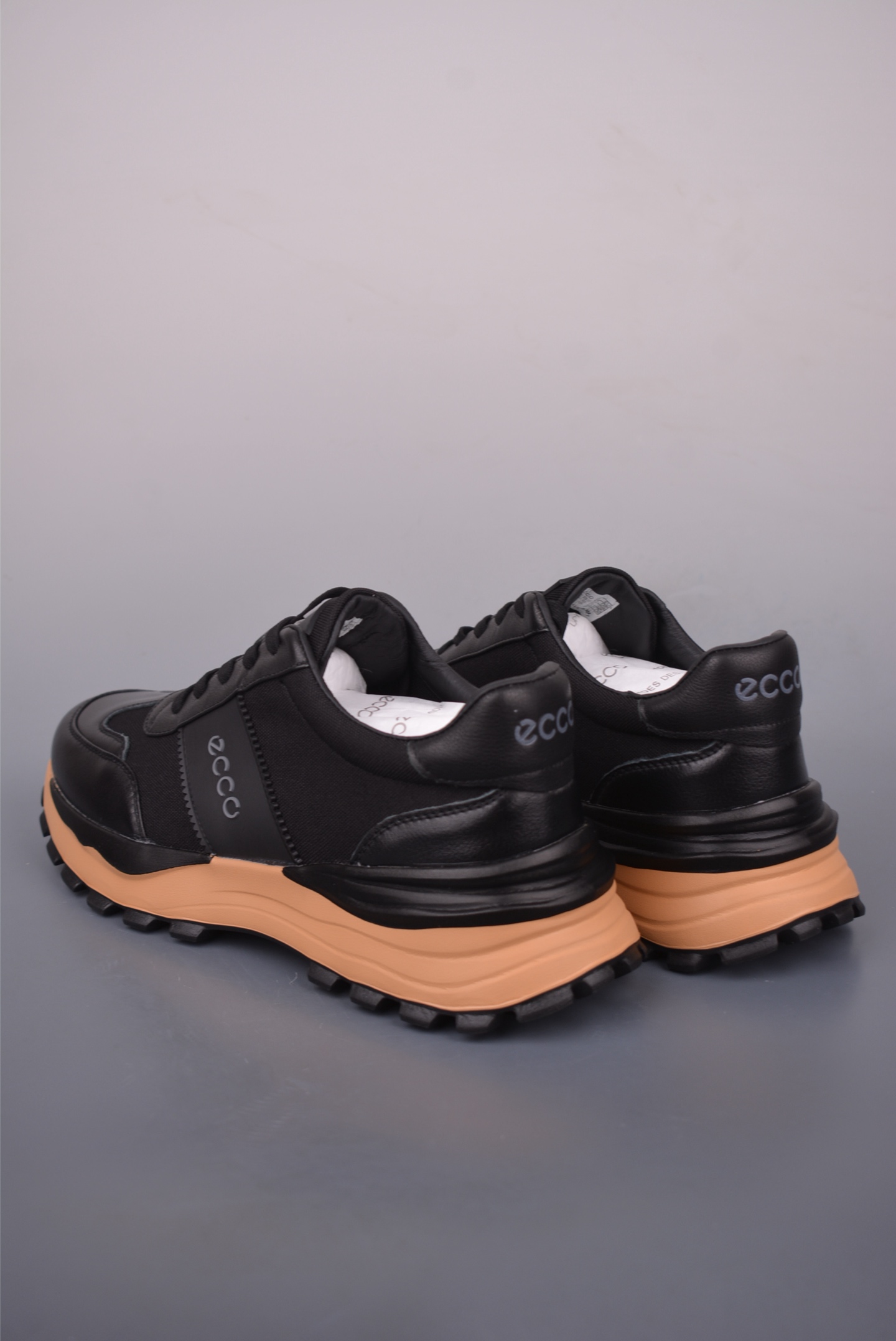 Ecco Men's Leather and Mesh Retro Running Sneakers - Comfortable & Stylish 3 i1756946129186 2051 0 1