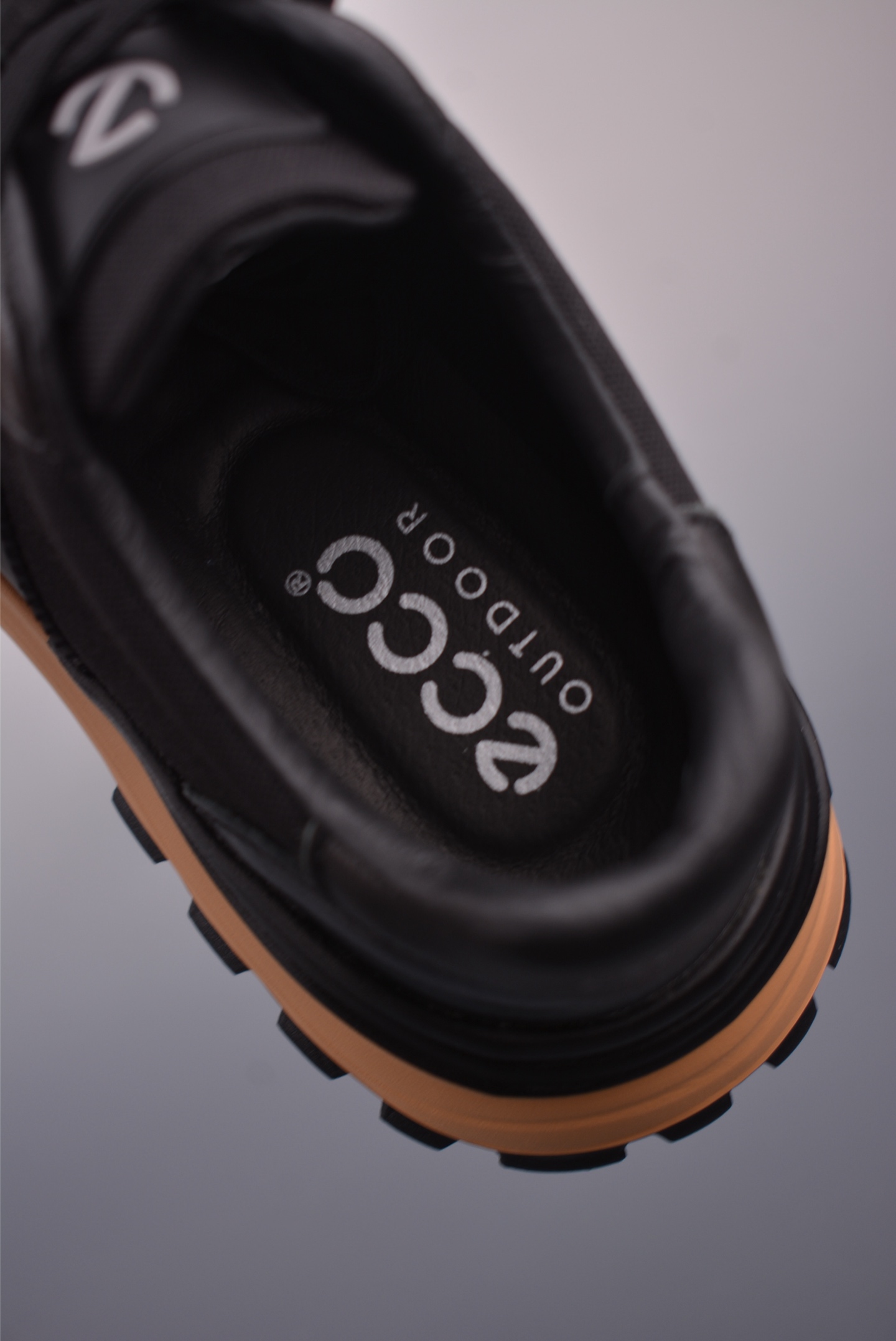 Ecco Men's Leather and Mesh Retro Running Sneakers - Comfortable & Stylish 10 i1756946129186 5112 0 8