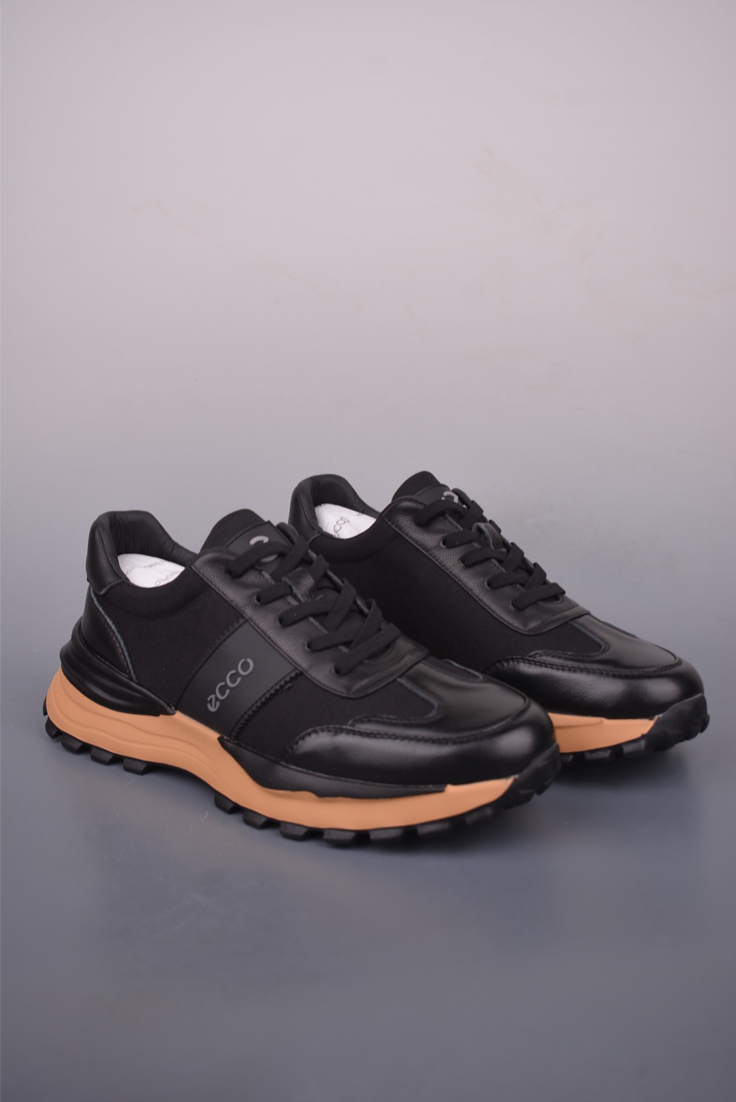 Ecco Men's Leather and Mesh Retro Running Sneakers - Comfortable & Stylish 2 i1756946129212 5564 0 0