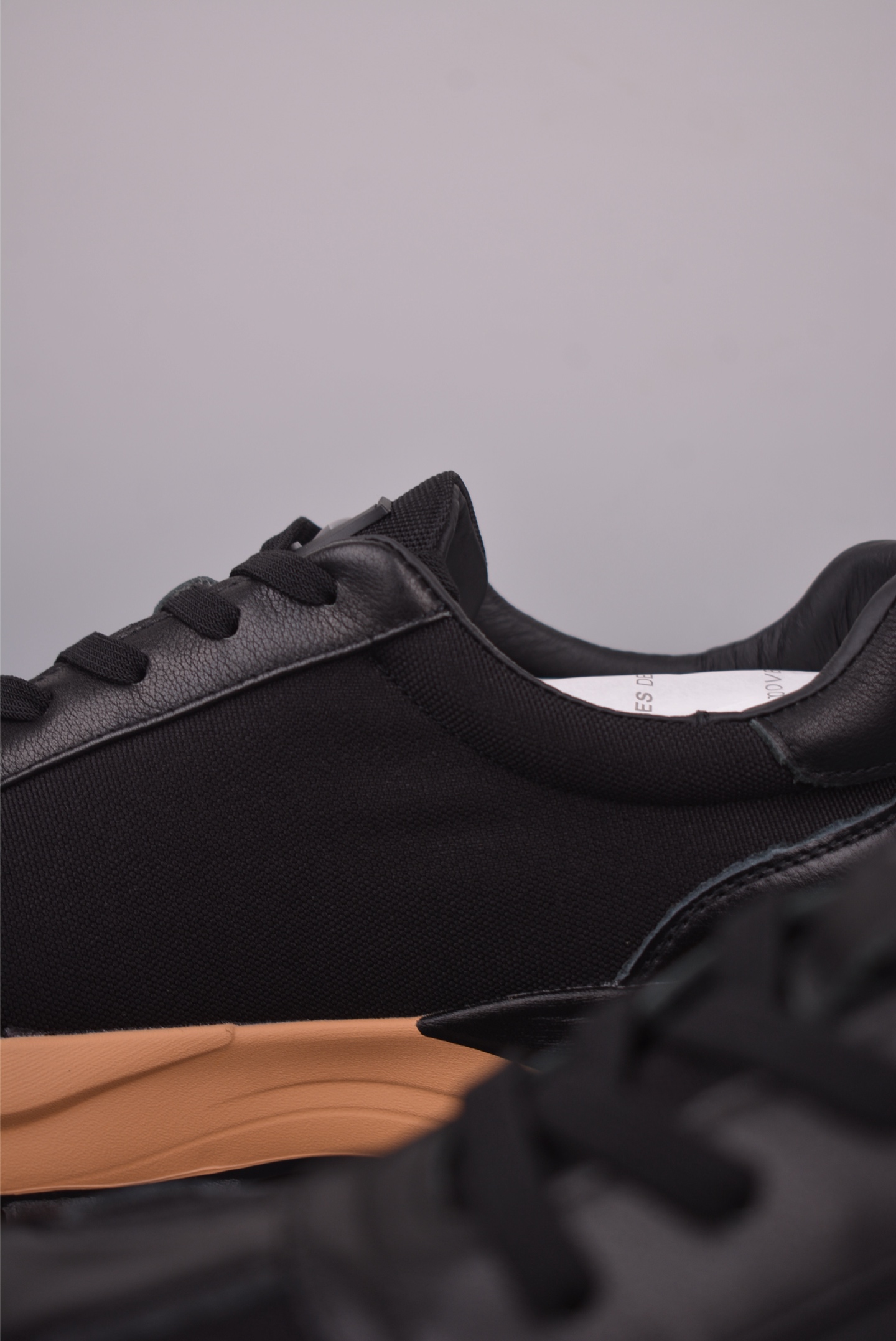 Ecco Men's Leather and Mesh Retro Running Sneakers - Comfortable & Stylish 9 i1756946130894 3125 0 7