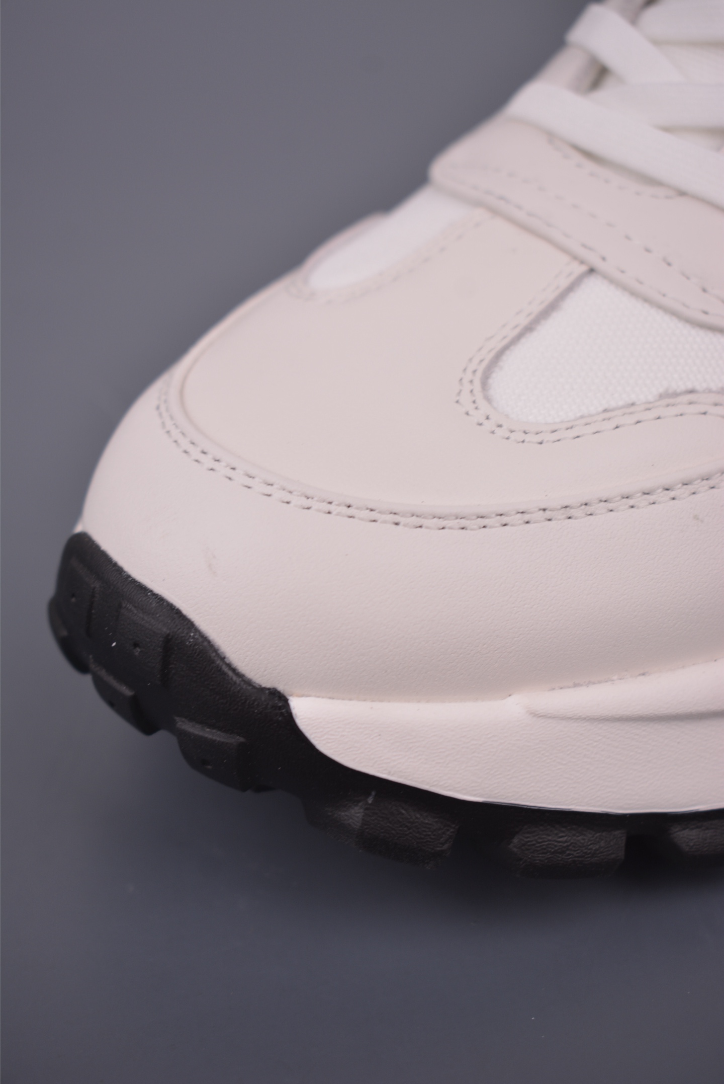 Ecco Men's Leather Sneakers Versatile Fashion Casual Retro Running Shoes 6 i1756946174112 7135 0 5