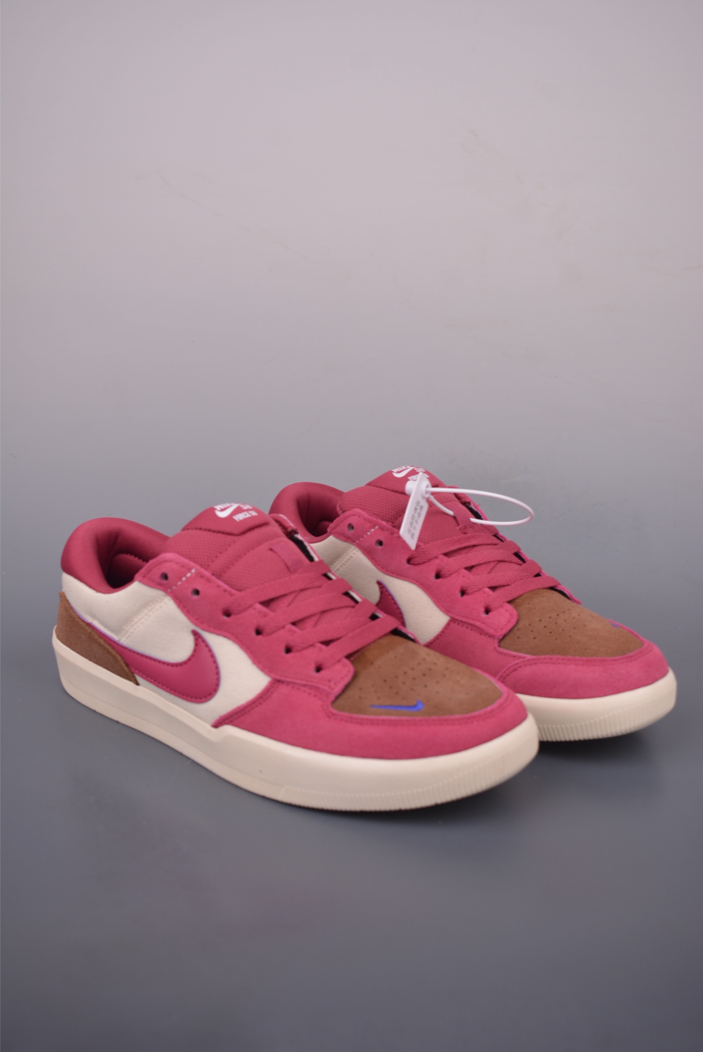 Nike SB Force 58 Skateboarding Shoe, Durable, Flexible, Classic Basketball Style