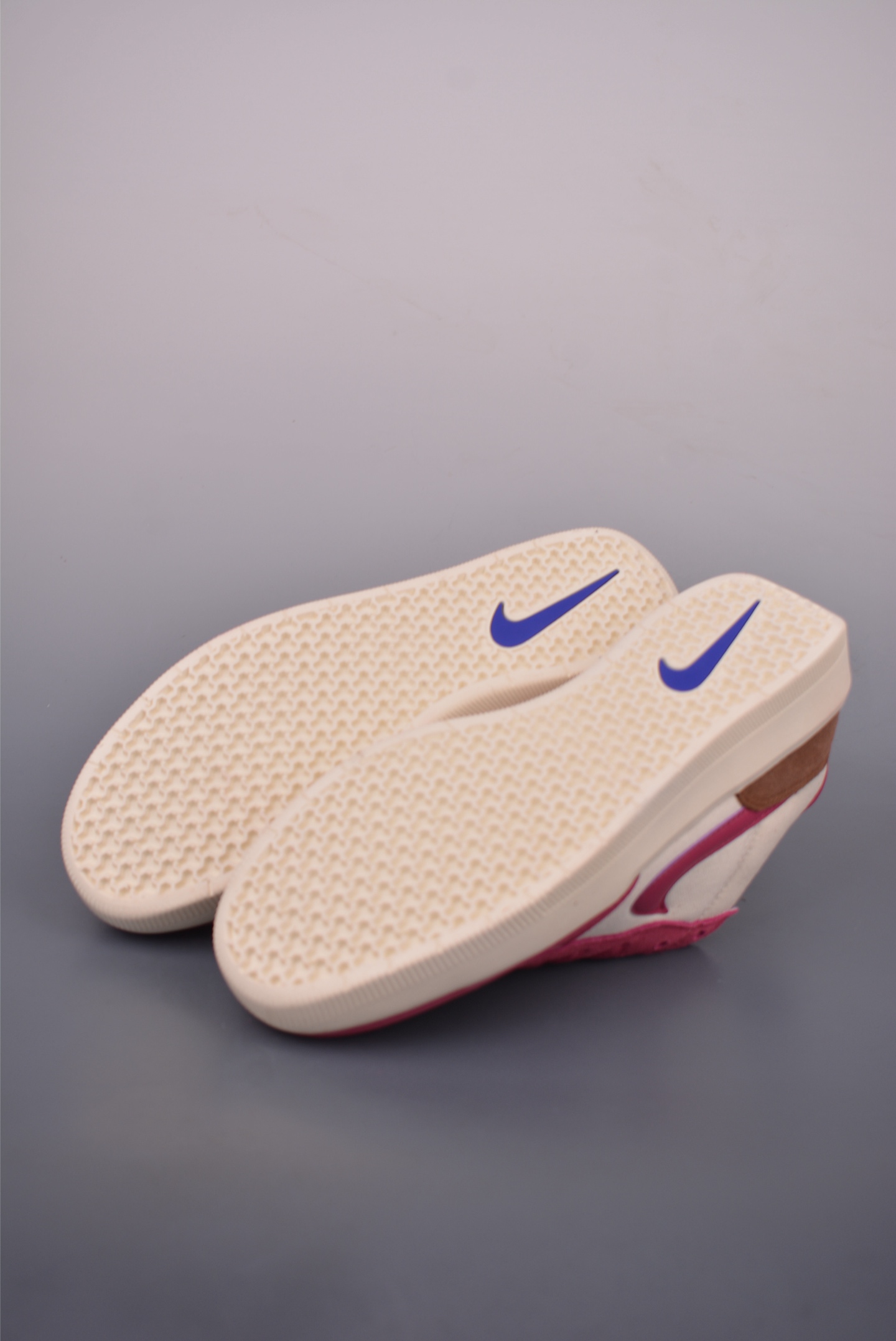 i1756946422421 5688 0 2