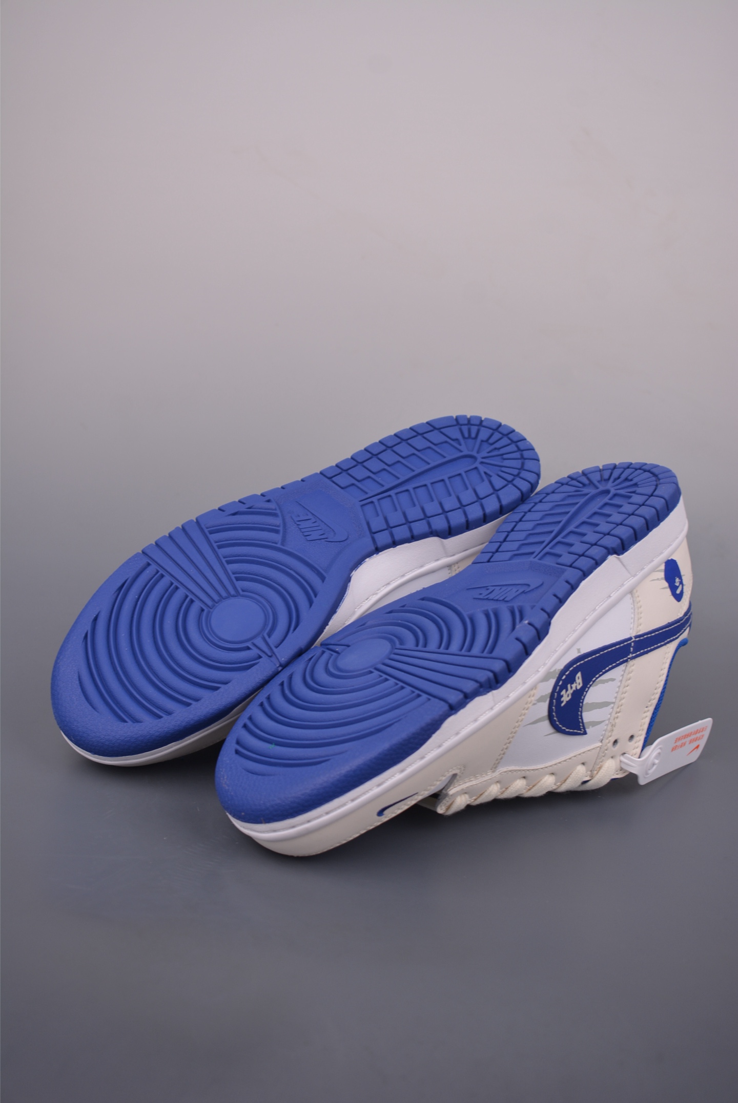 Nike SB Dunk Low Bape Cream and Blue Authentic Style, Comfortable and Durable 3 i1756948624168 6861 0 2