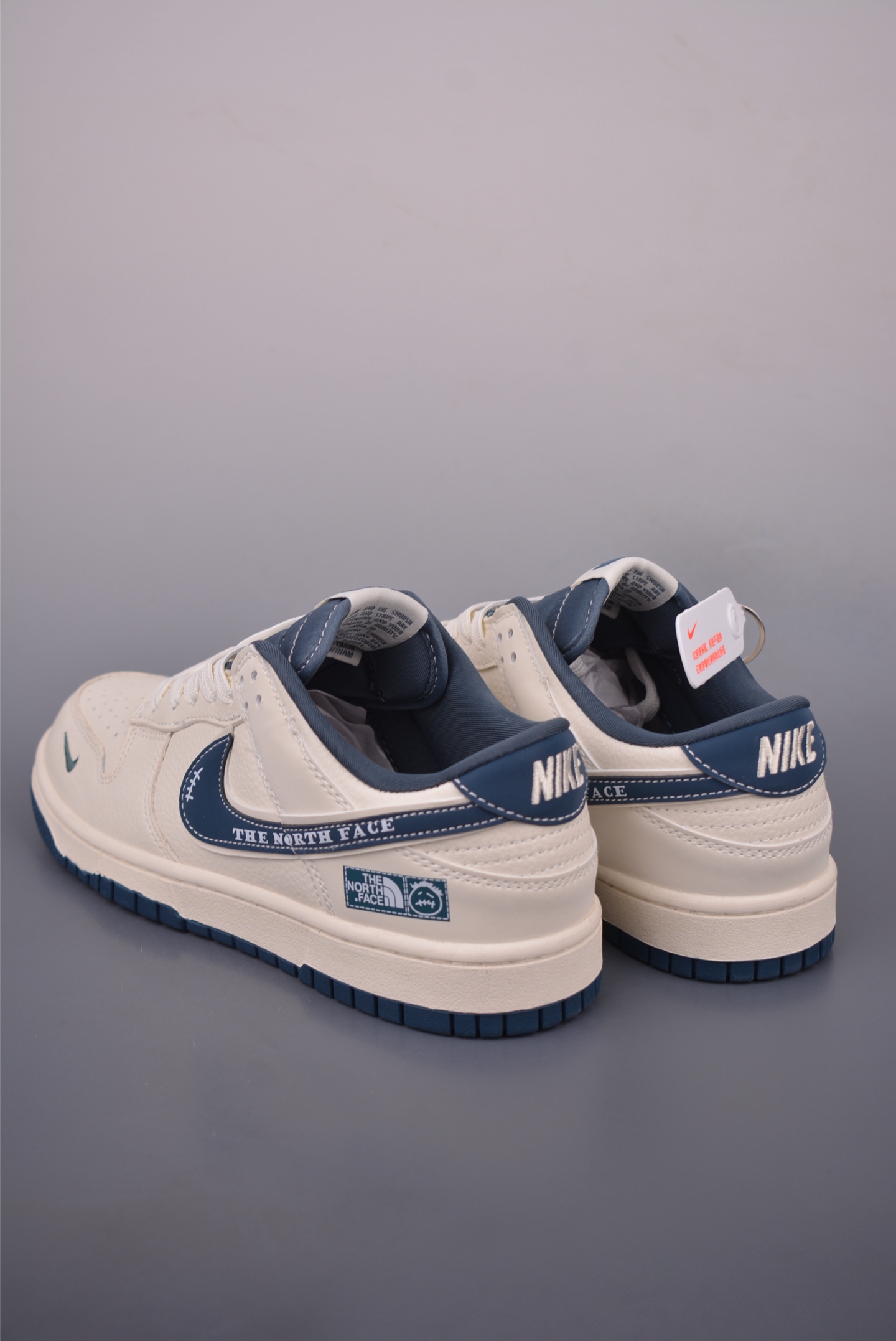 Nike SB Dunk Low The North Face Cream/Navy Blue Sneakers 3 i1756948670464 5483 0 1