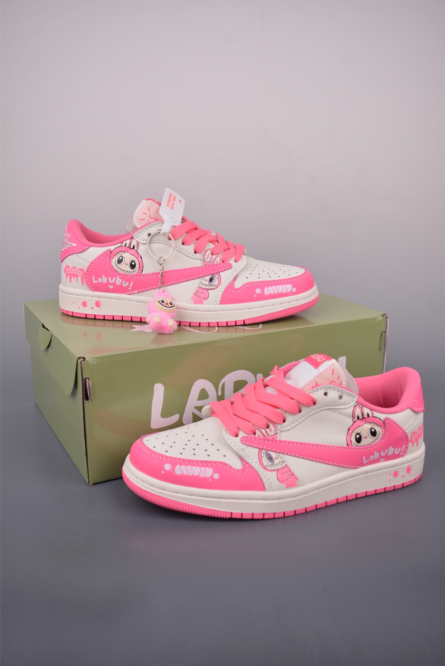 Fragment x Travis Scott x Labubu Air Jordan 1 Low 三方联名倒钩 JW1188-162