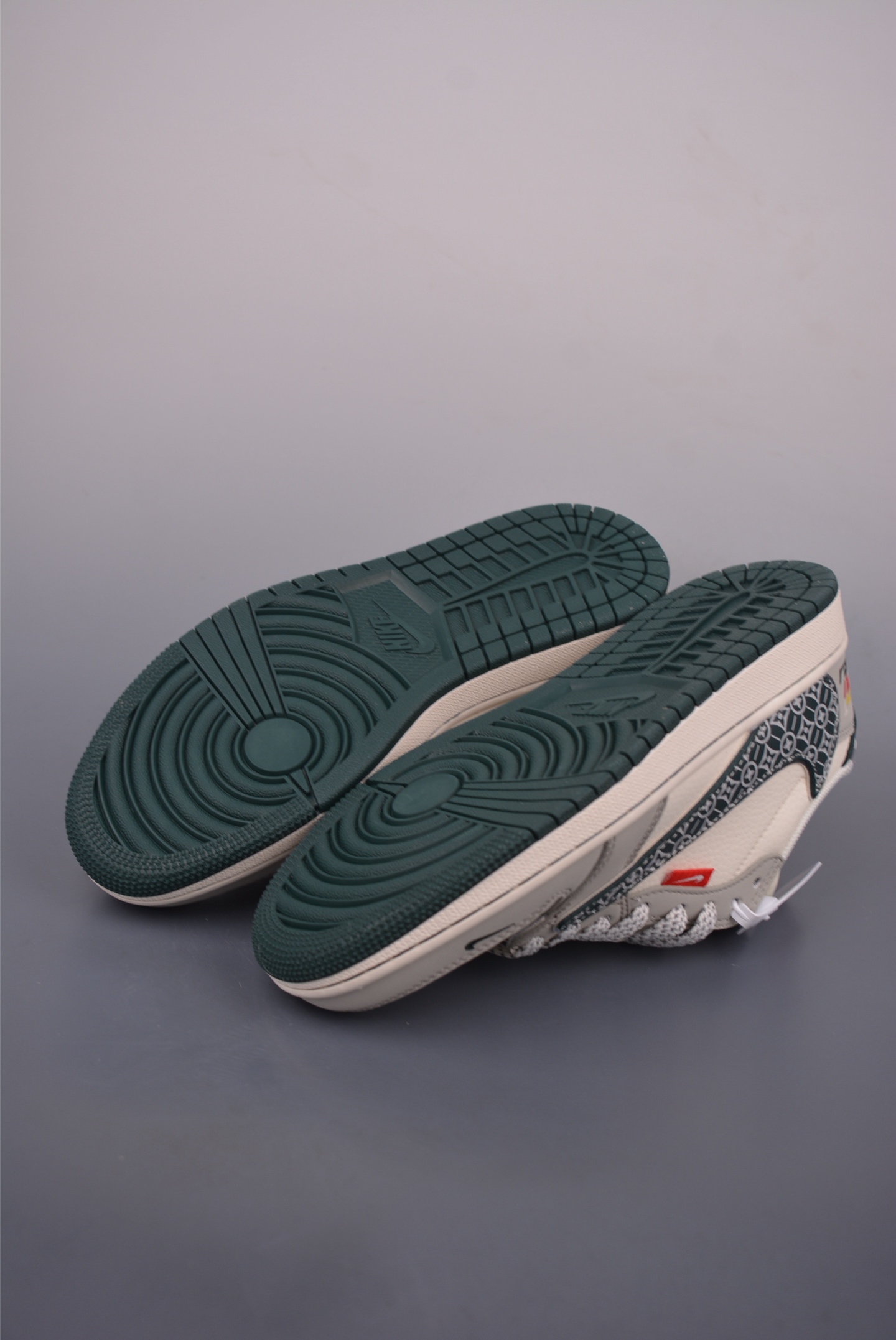 Fragment Design x Travis Scott x Louis Vuitton Air Jordan 1 Low 3 i1756948804189 3663 0 2