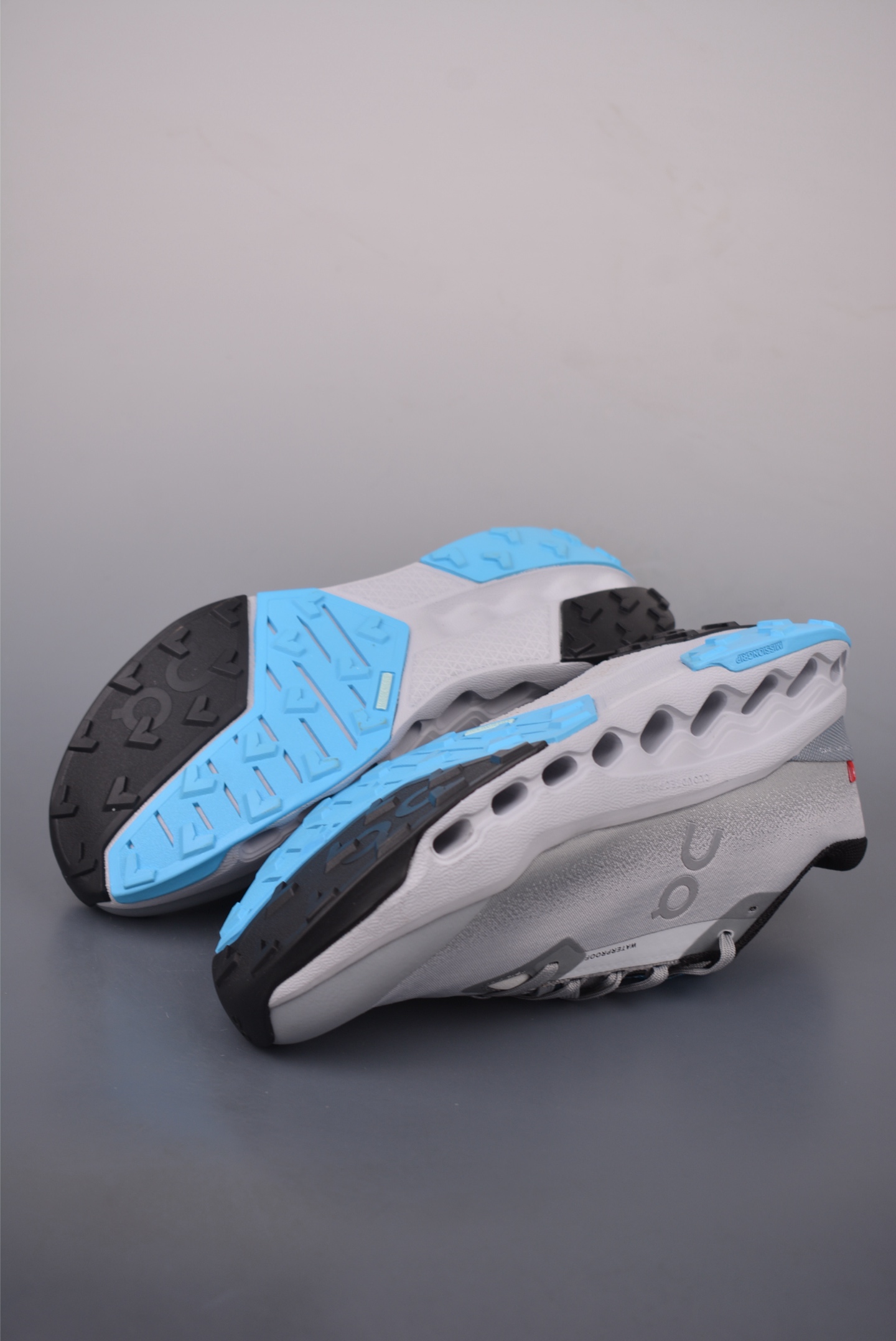 On Running Cloudsurfer Trail 2 Waterproof Outdoor Running Shoes 3 i1757032316376 7677 0 2