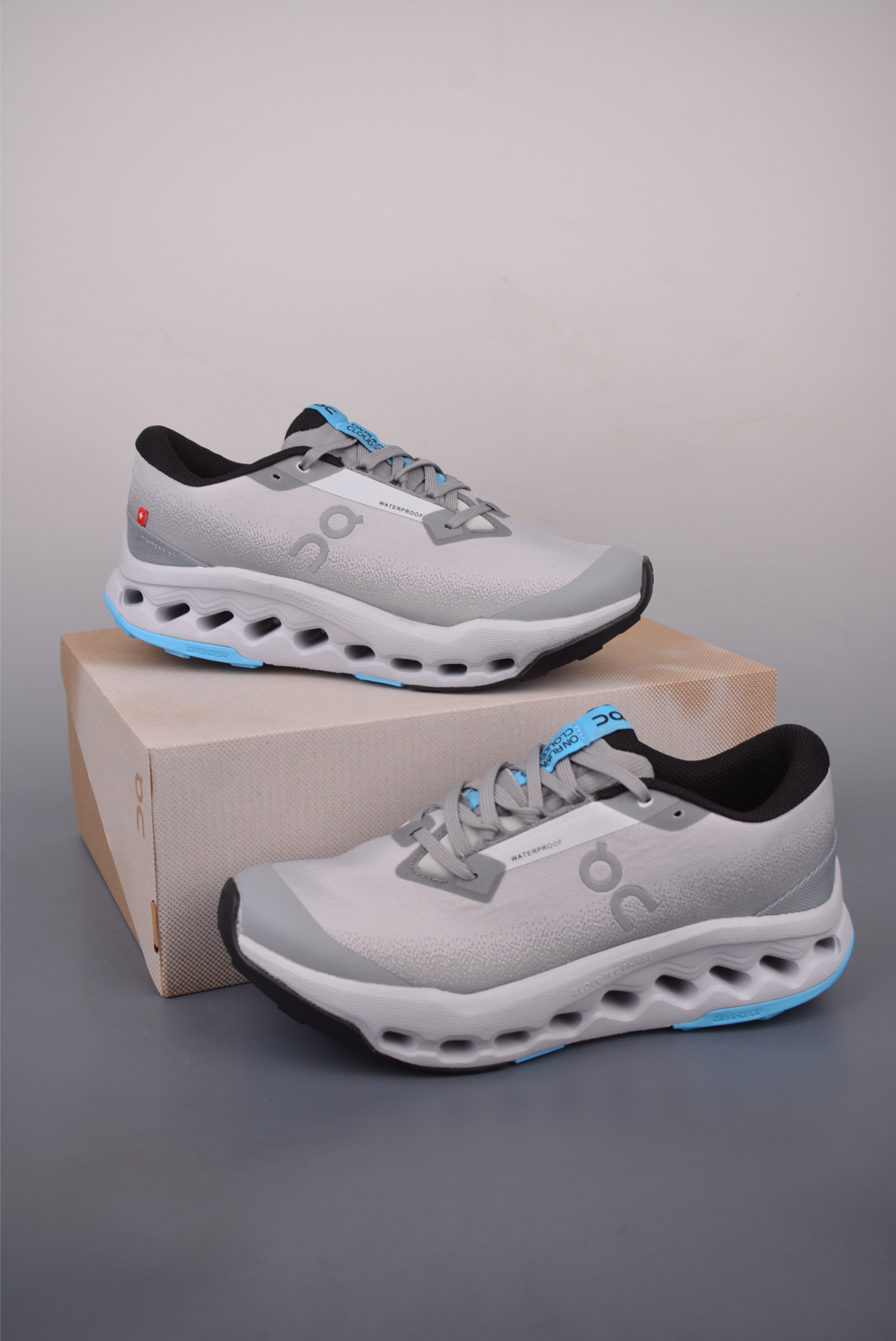 On Running Cloudsurfer Trail 2 Waterproof Outdoor Running Shoes 5 i1757032318231 8229 0 4