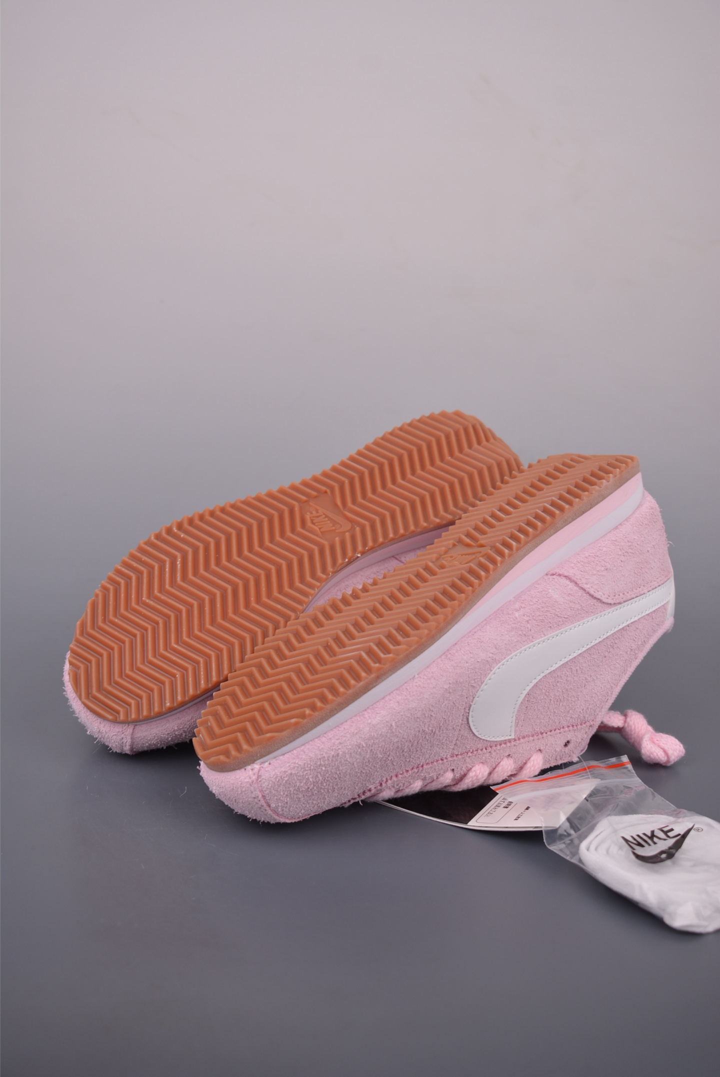 Nike Classic Cortez Leather Pink Foam/White Women's Shoes FJ2530-600 Comfort Style 3 i1757032422365 8686 0 2