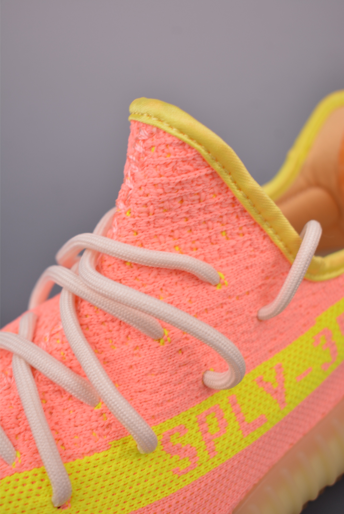 Yeezy Boost 350 V2 Running Shoes - Reflective Knit, Top-Tier Comfort 8 i1757032470488 5057 0 6