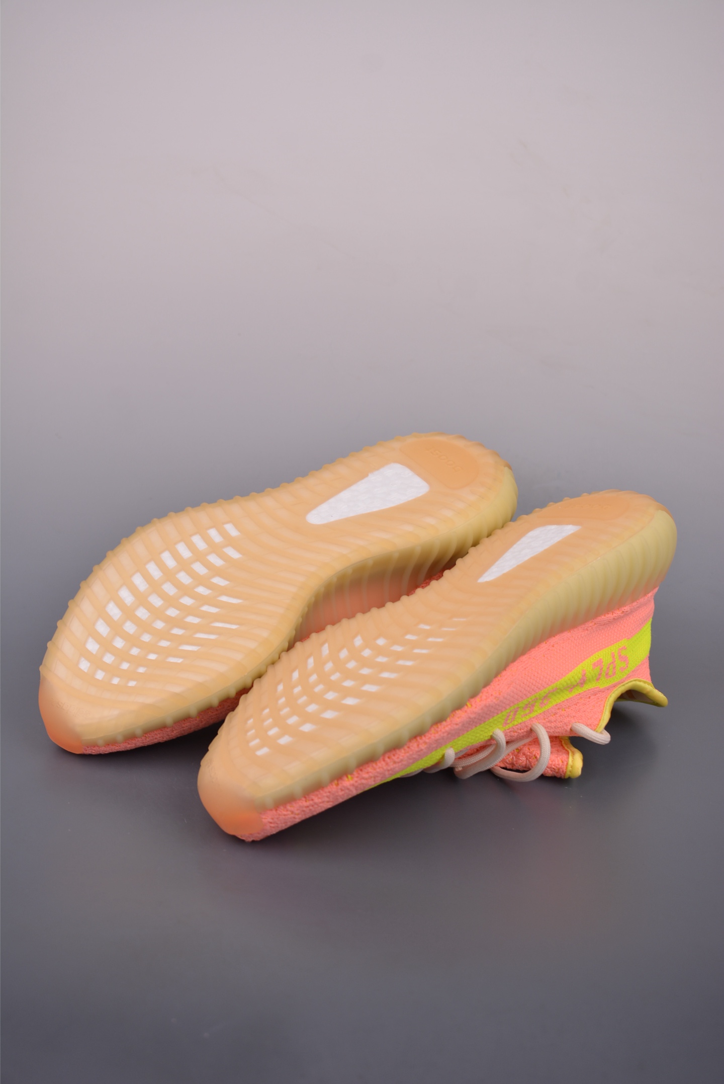 Yeezy Boost 350 V2 Running Shoes - Reflective Knit, Top-Tier Comfort 4 i1757032472216 52 0 2