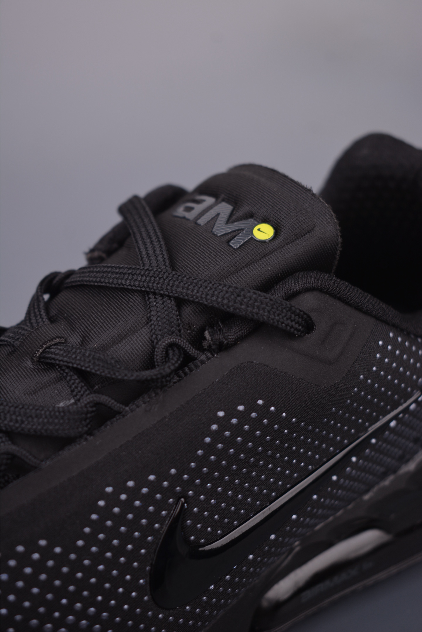 Nike Air Max Phcenk 舒适百搭 复古小气垫 运动鞋 整体发泡中底 拼接橡胶耐磨大底 FZ6367-004