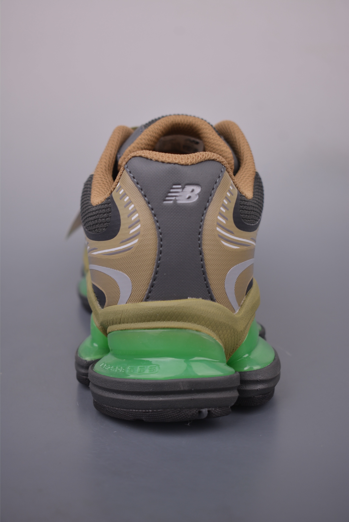 New Balance 新百伦 M2000系列 时尚百搭 织物人造革猪皮 网面休闲鞋方 U20003725