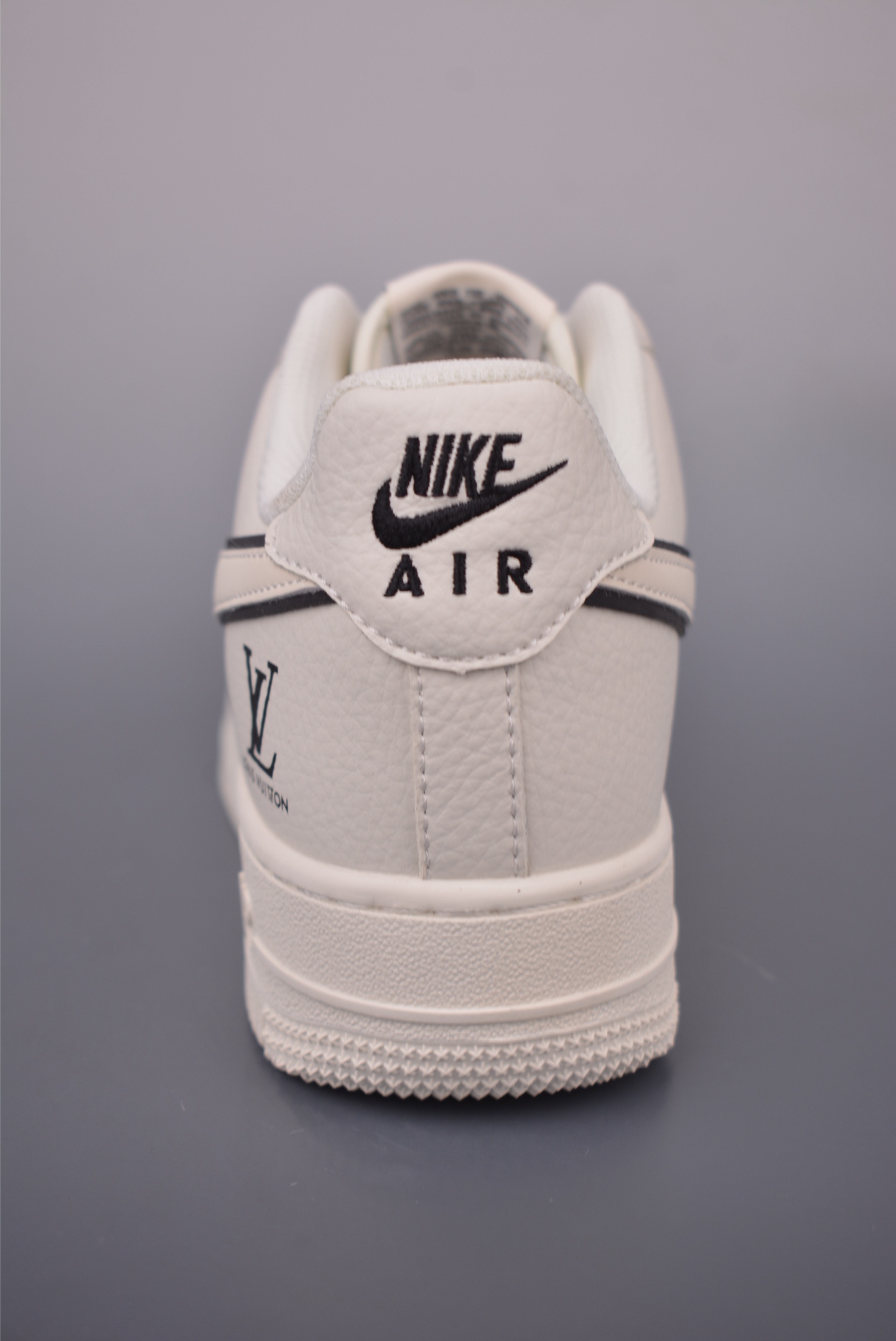 Nike Air Force 1 Low LV联名 CS5288-035