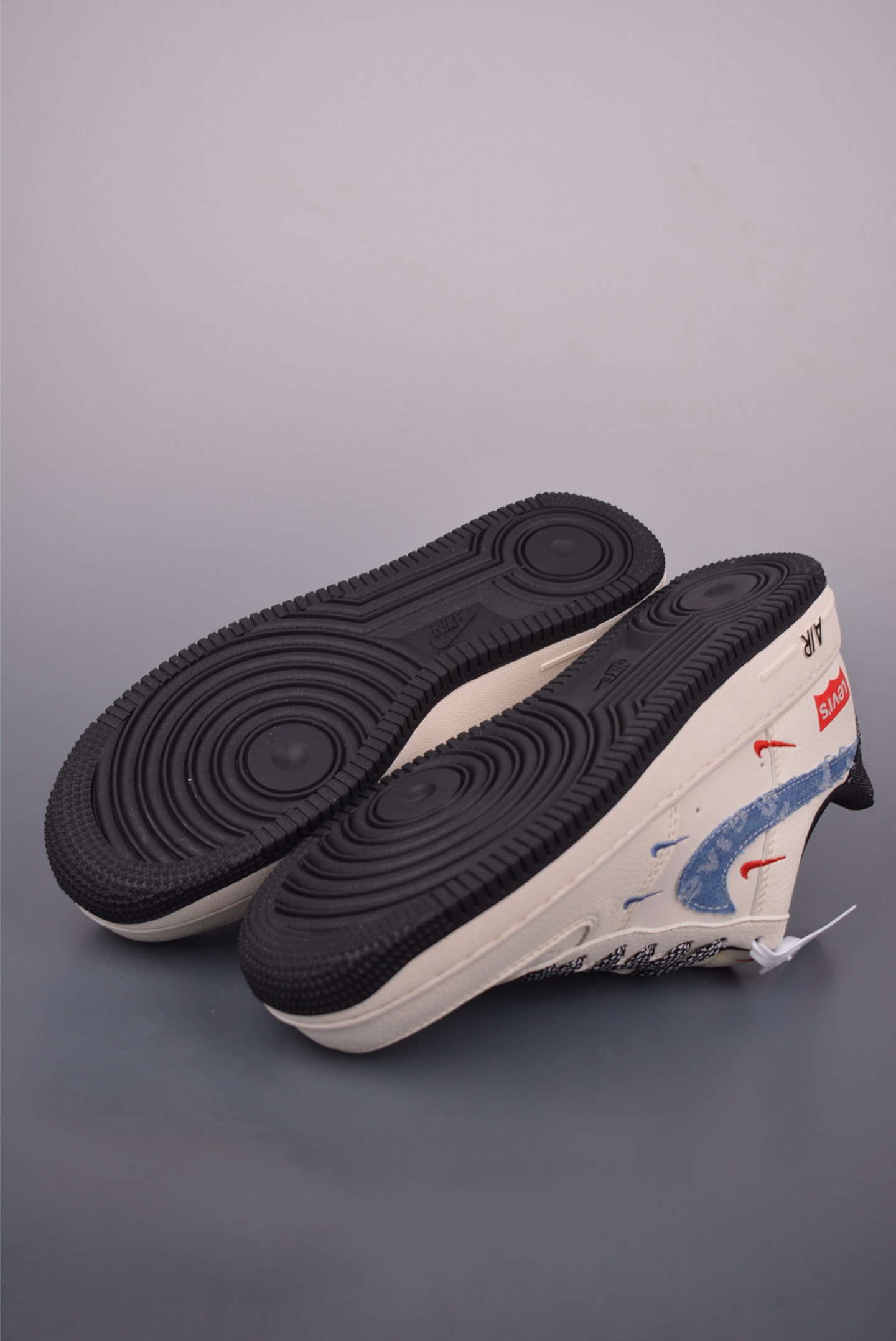 Nike Air Force 1 Low Levis联名 QW5606-261