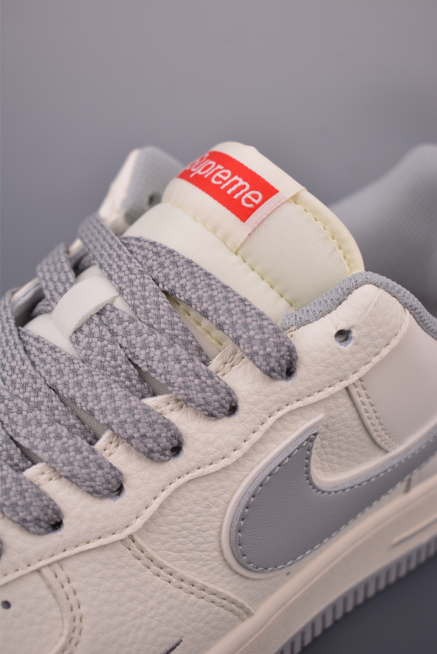 Nike Air Force 1 Low Supreme联名 专注外贸渠道 全掌内置蜂窝气垫 QW5606-261