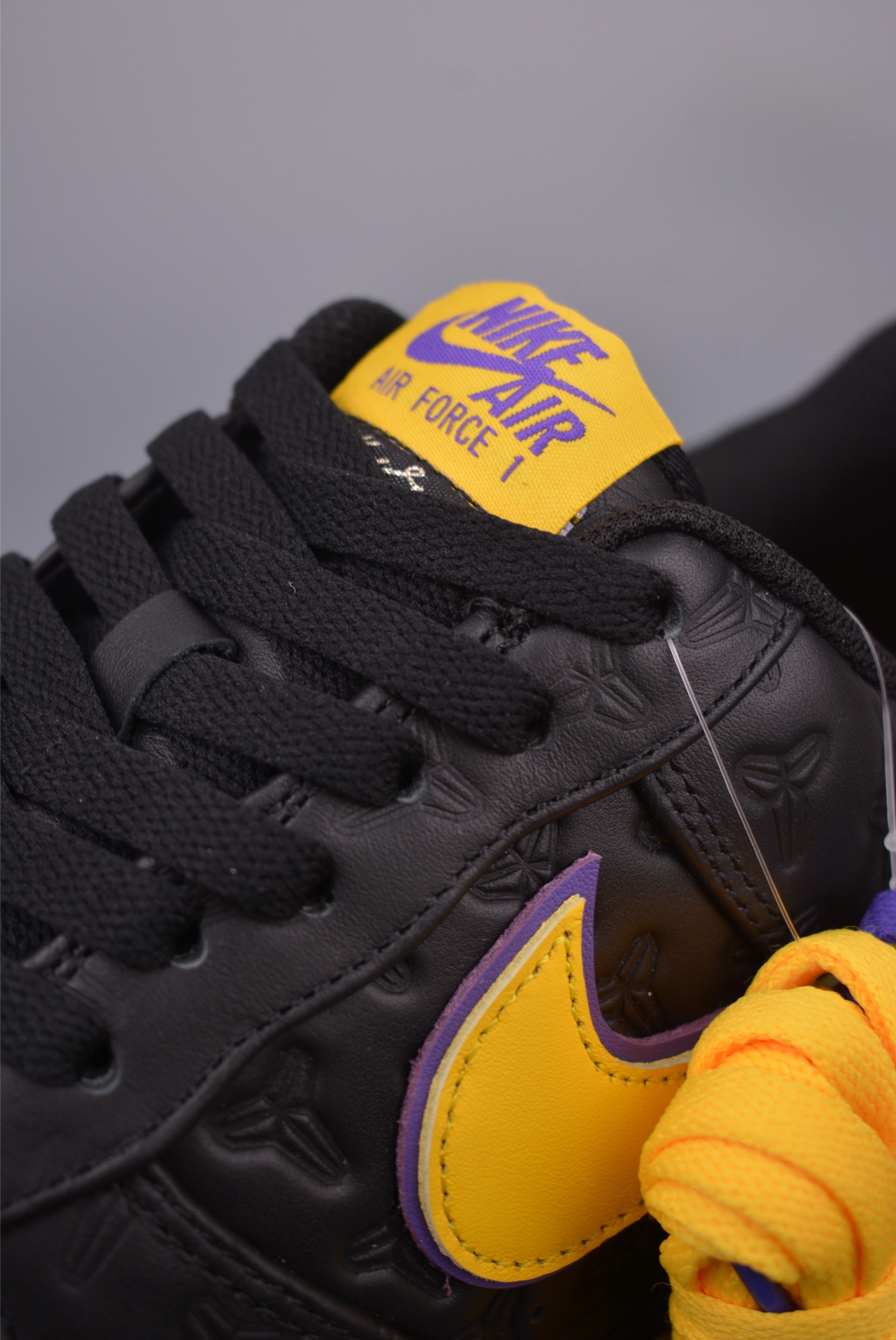 Nike Air Force 1 Low Kobe Bryant Edition - Black/Yellow 8 i1757032947521 6261 0 6