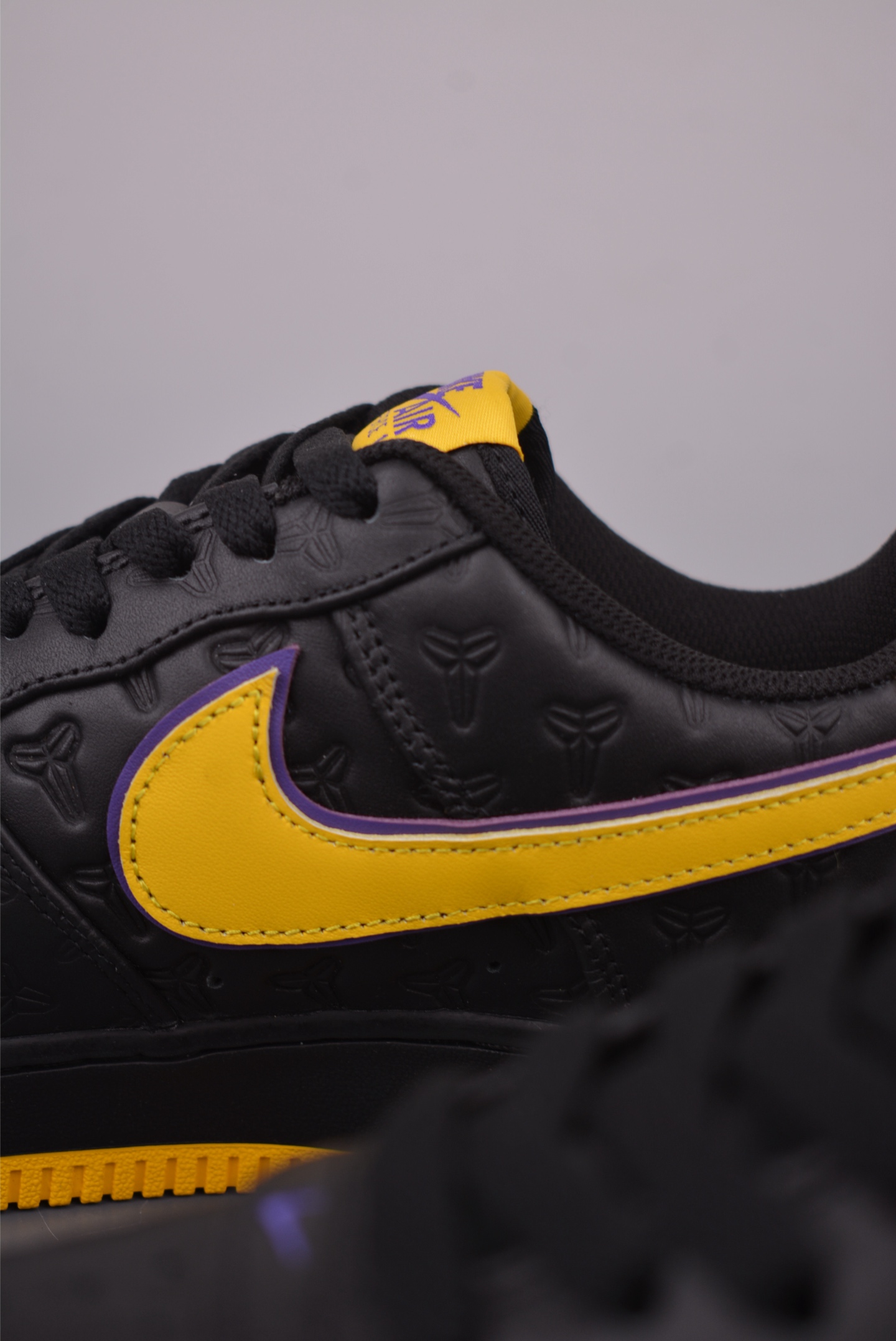 Nike Air Force 1 Low Kobe Bryant Edition - Black/Yellow 9 i1757032947554 8098 0 7
