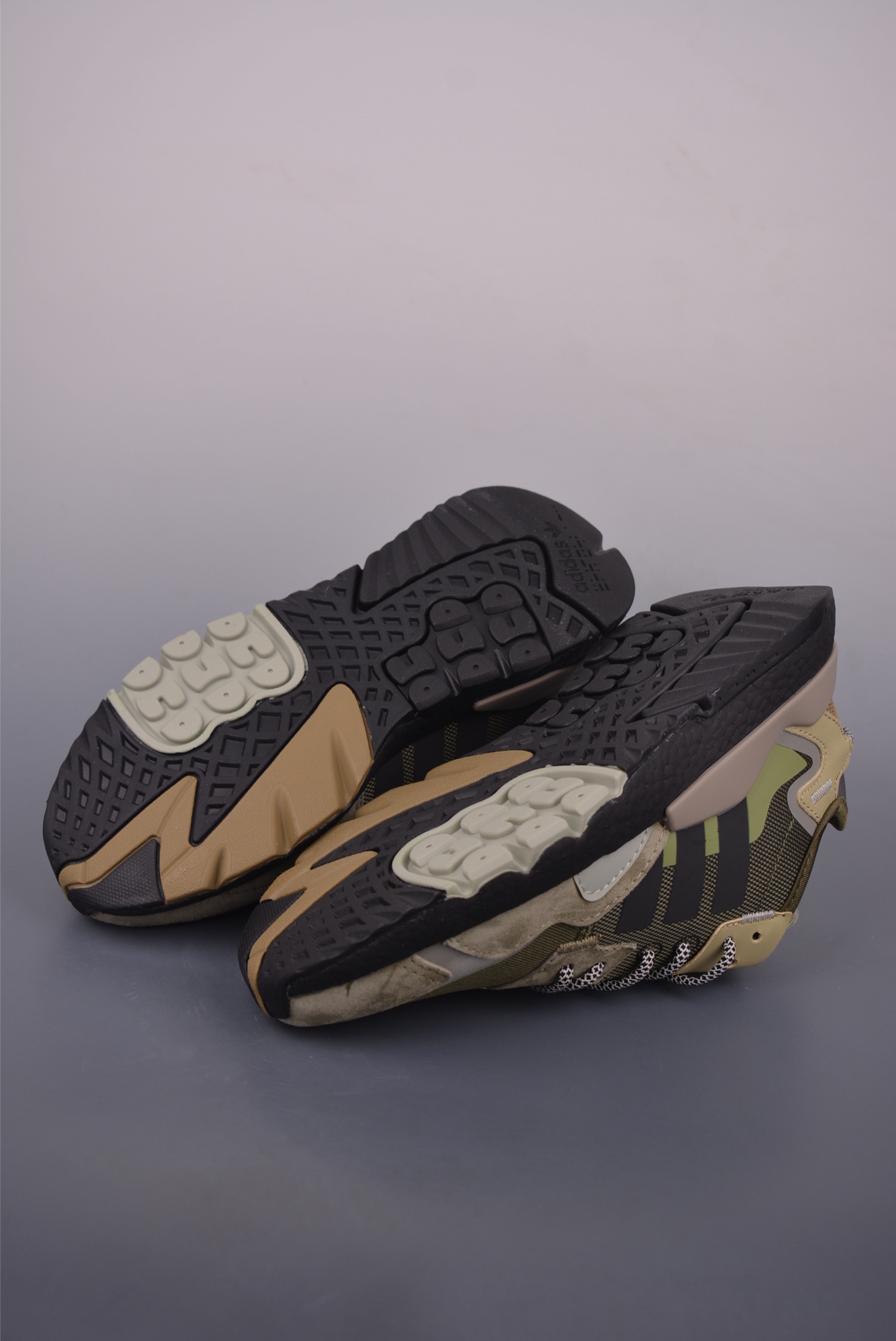 Adidas Nite Jogger Boost: Retro Style with Modern Comfort in Neutral Tones 4 i1757033189756 8056 0 2
