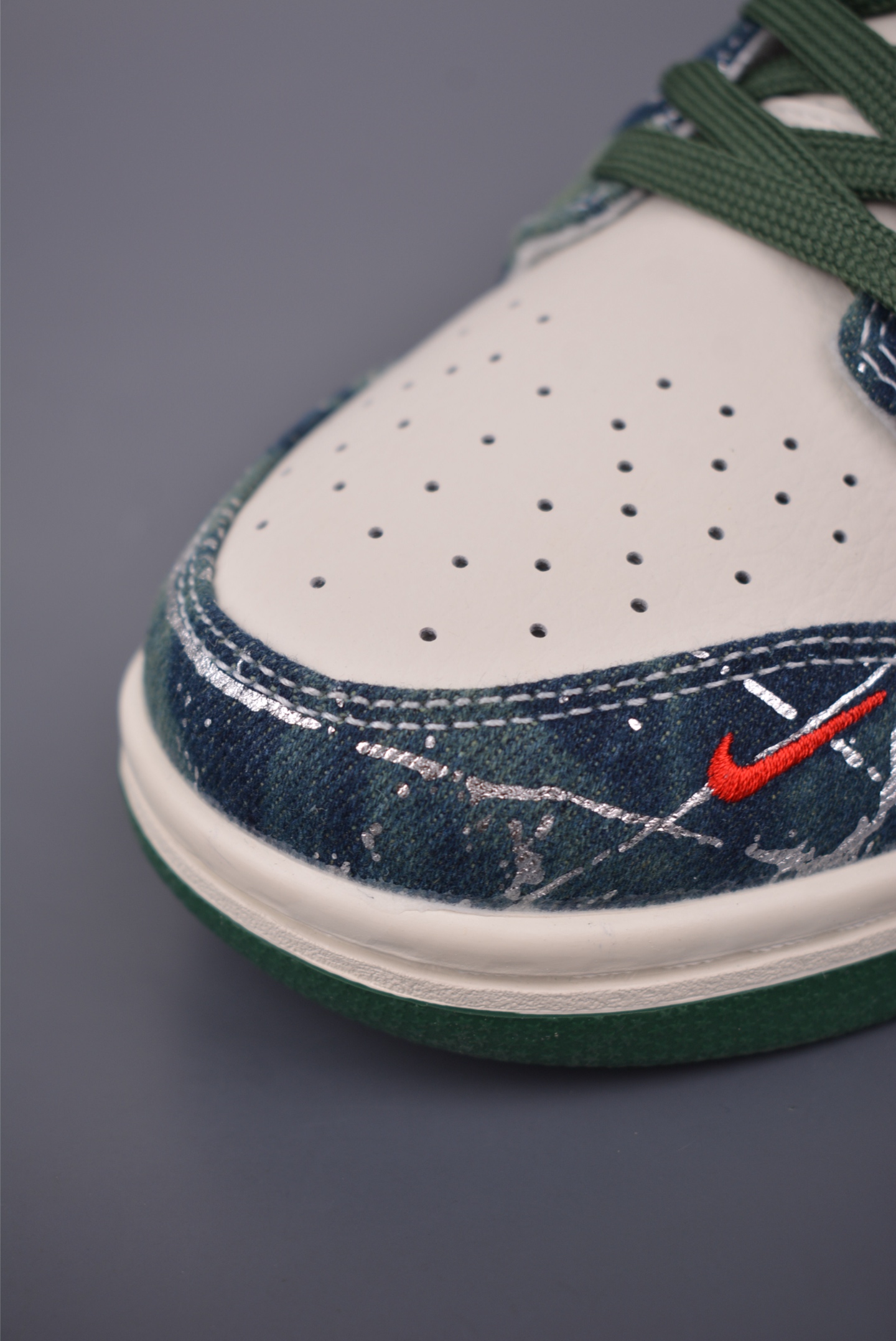 Nike SB Dunk Low 'BAPE' Camo Sneakers - Premium Quality & Comfort 7 i1757033842478 3892 0 5