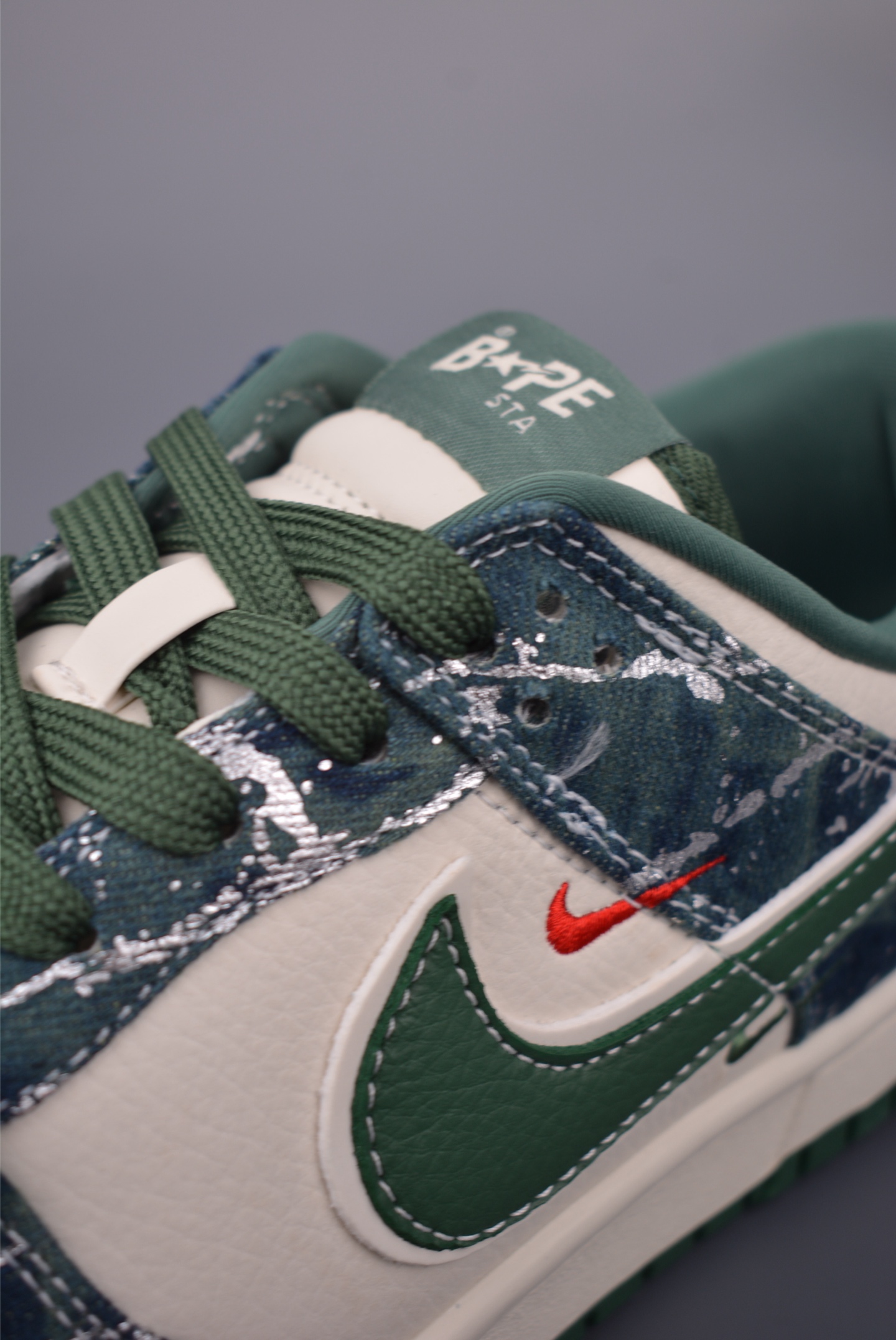 Nike SB Dunk Low 'BAPE' Camo Sneakers - Premium Quality & Comfort 8 i1757033844672 6251 0 6
