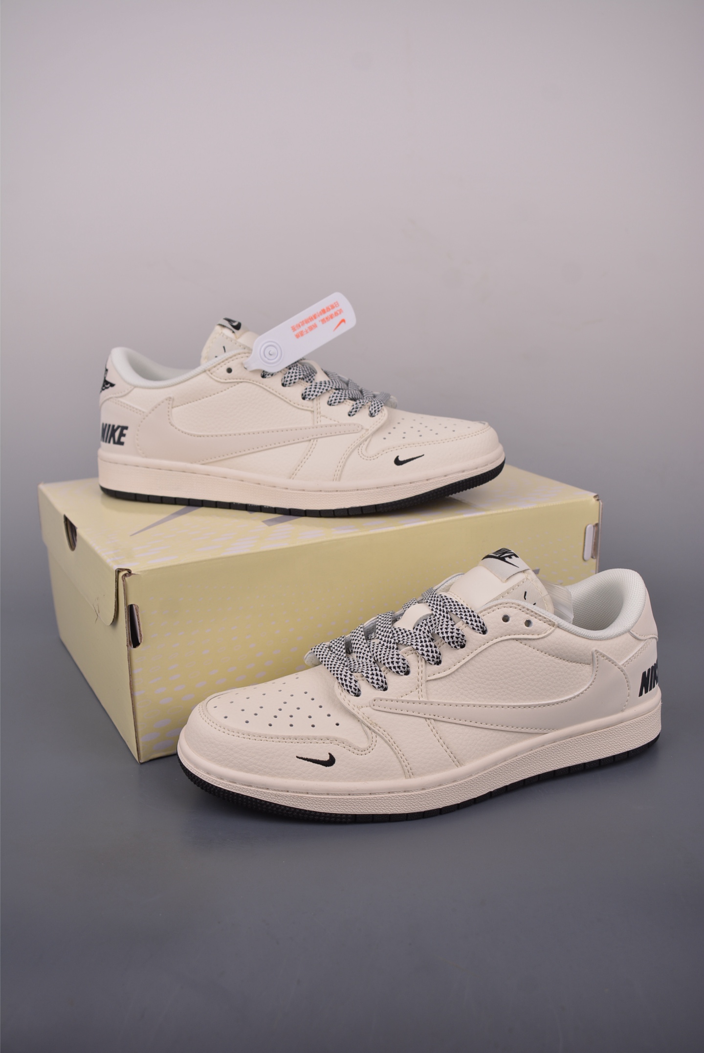 Fragment x Travis Scott Air Jordan 1 Low – Exclusive Collaboration Sneakers 6 i1757034001783 7438 0 4