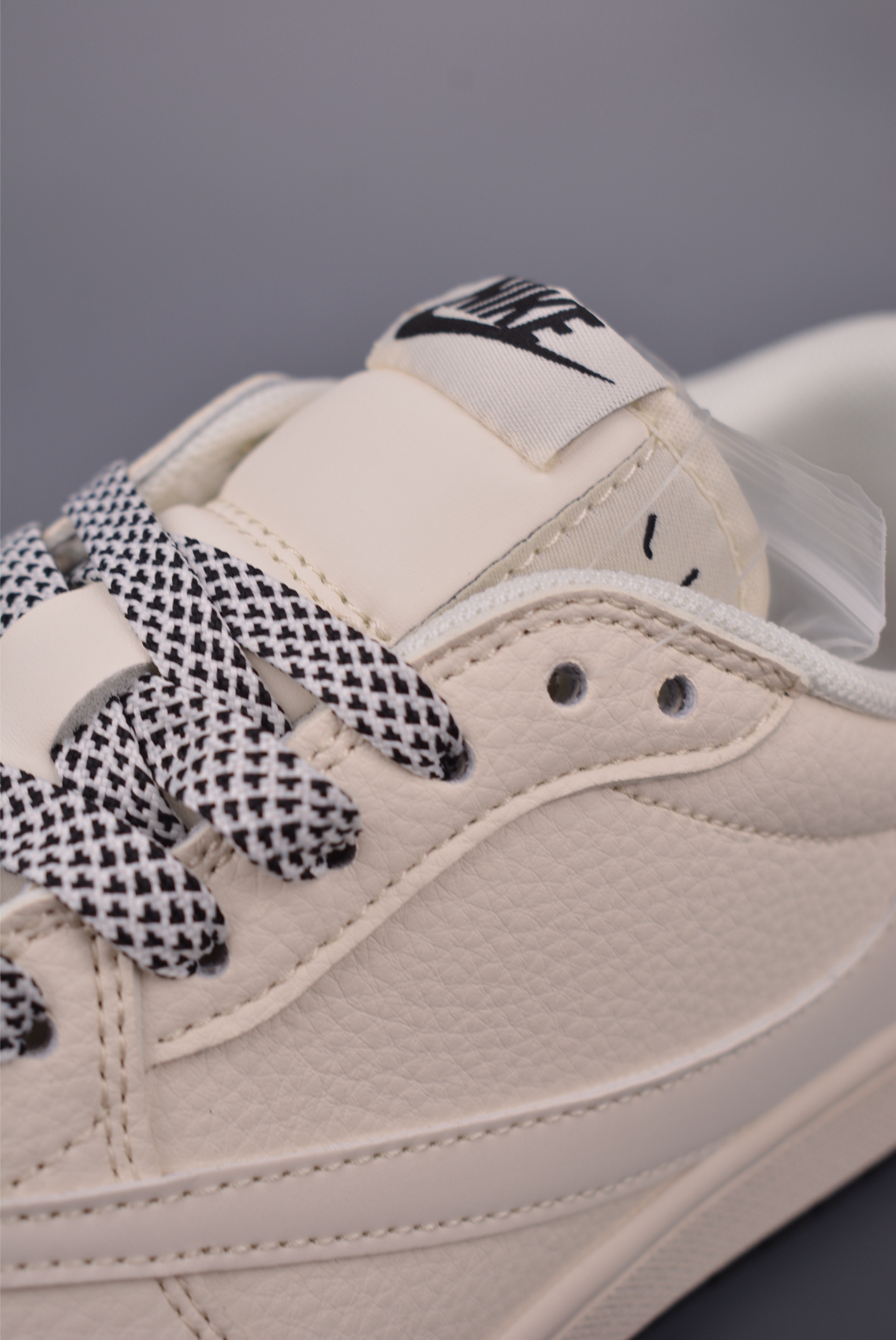Fragment x Travis Scott Air Jordan 1 Low – Exclusive Collaboration Sneakers 8 i1757034001808 5187 0 6