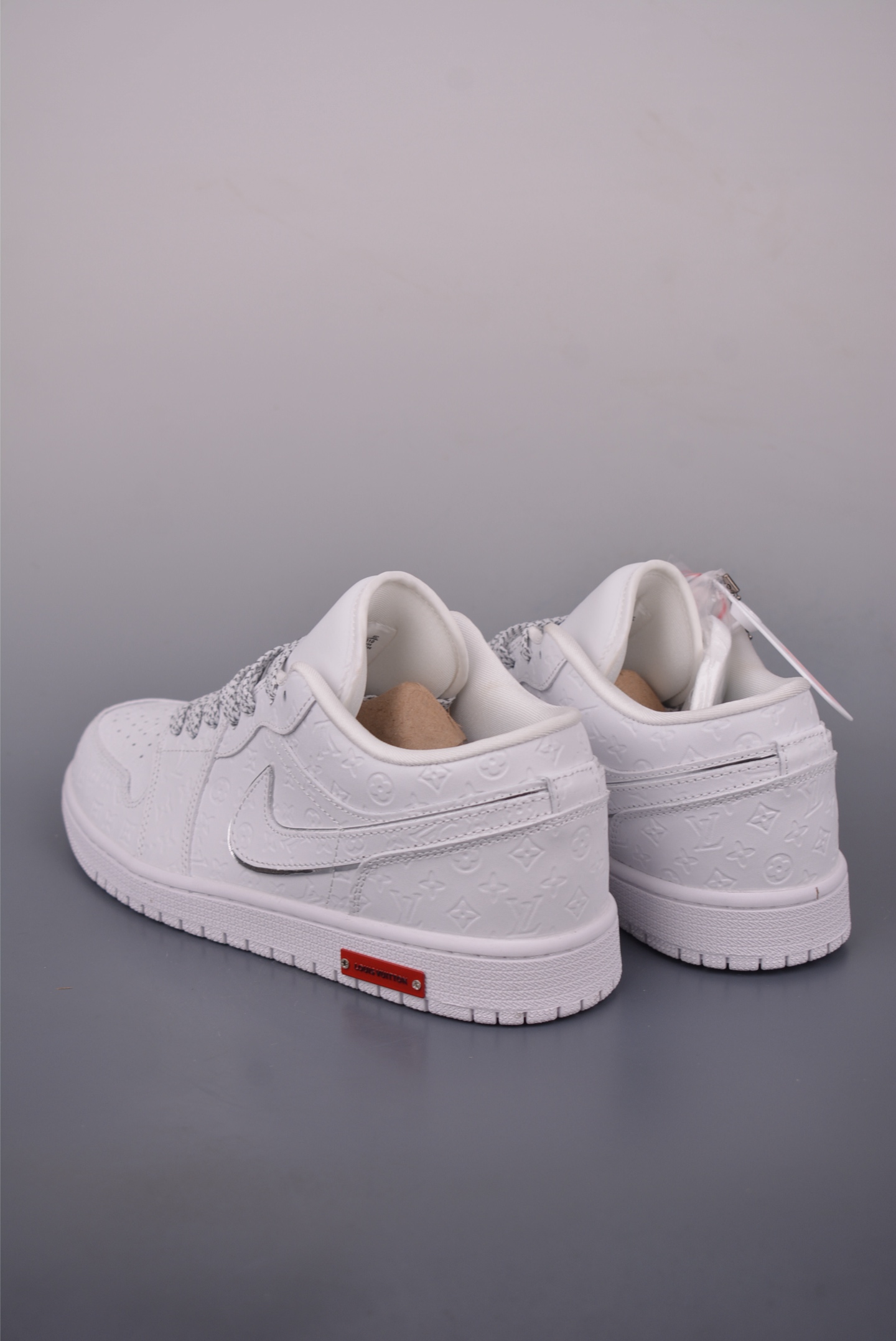 Nike Air Jordan 1 x Louis Vuitton Custom Sneakers - Limited Edition Design 3 i1757034039476 4420 0 1