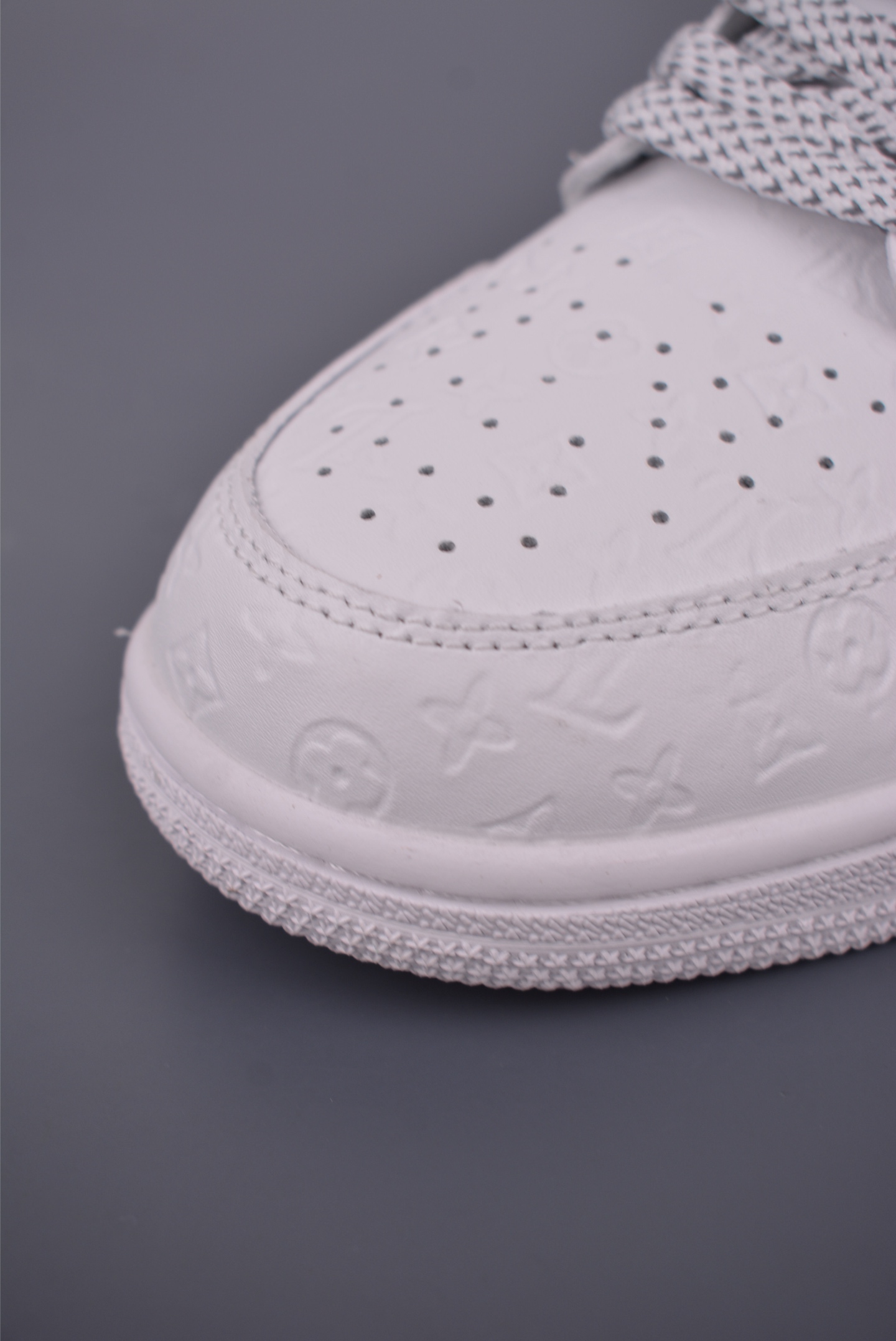 Nike Air Jordan 1 x Louis Vuitton Custom Sneakers - Limited Edition Design 7 i1757034039502 8602 0 5