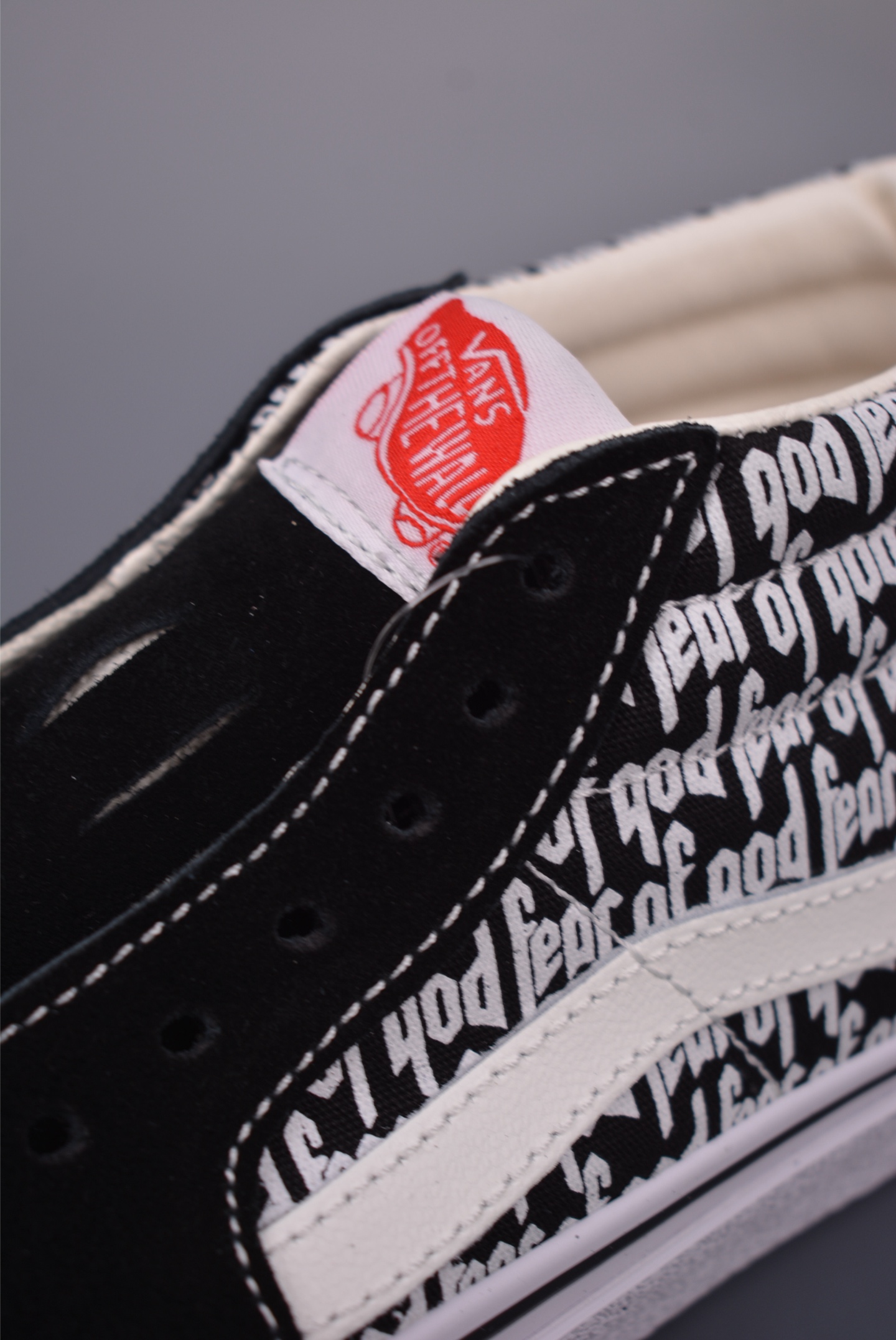 Vans SK8-Hi x Fear of God Collab High-Top Sneakers - Black/White, Unisex Design 8 i1757067771952 5654 0 6