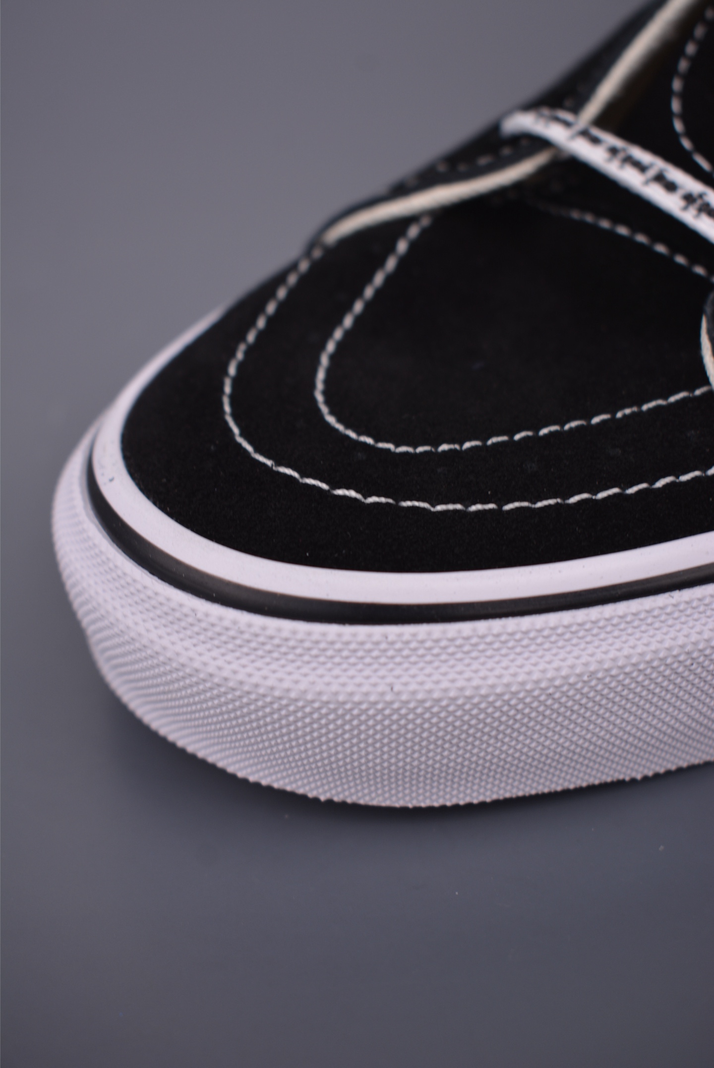Vans SK8-Hi x Fear of God Collab High-Top Sneakers - Black/White, Unisex Design 7 i1757067772016 8 0 5